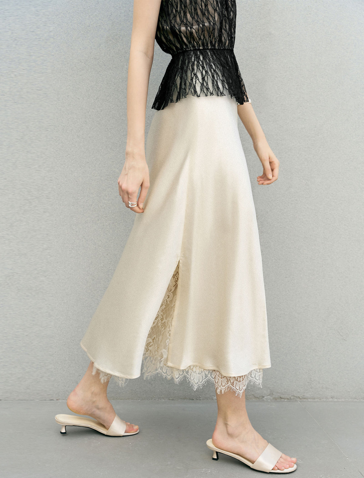Solid Color Lace Hem Midi Skirt