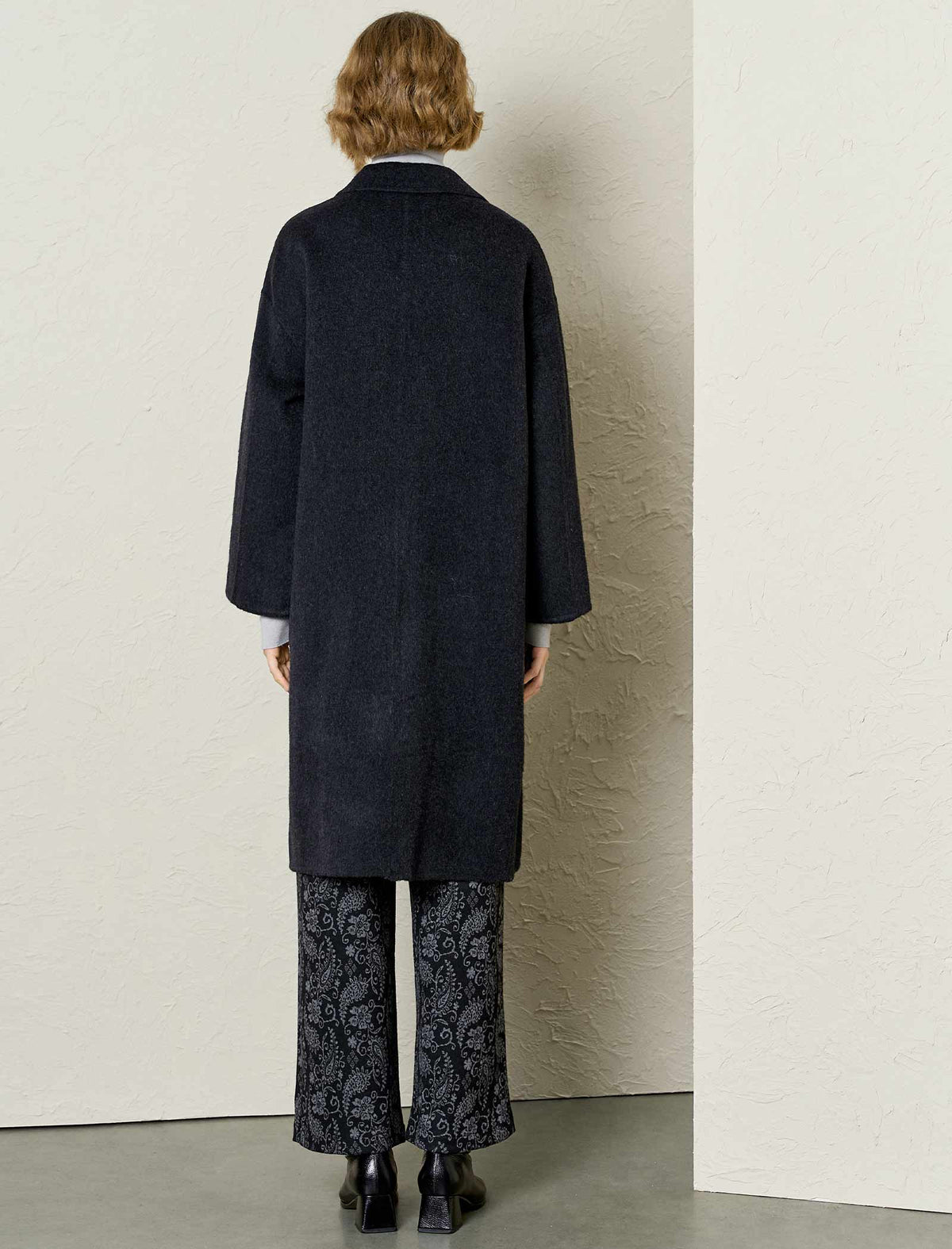 100% Australian Superfine Wool Double-Breasted Coat