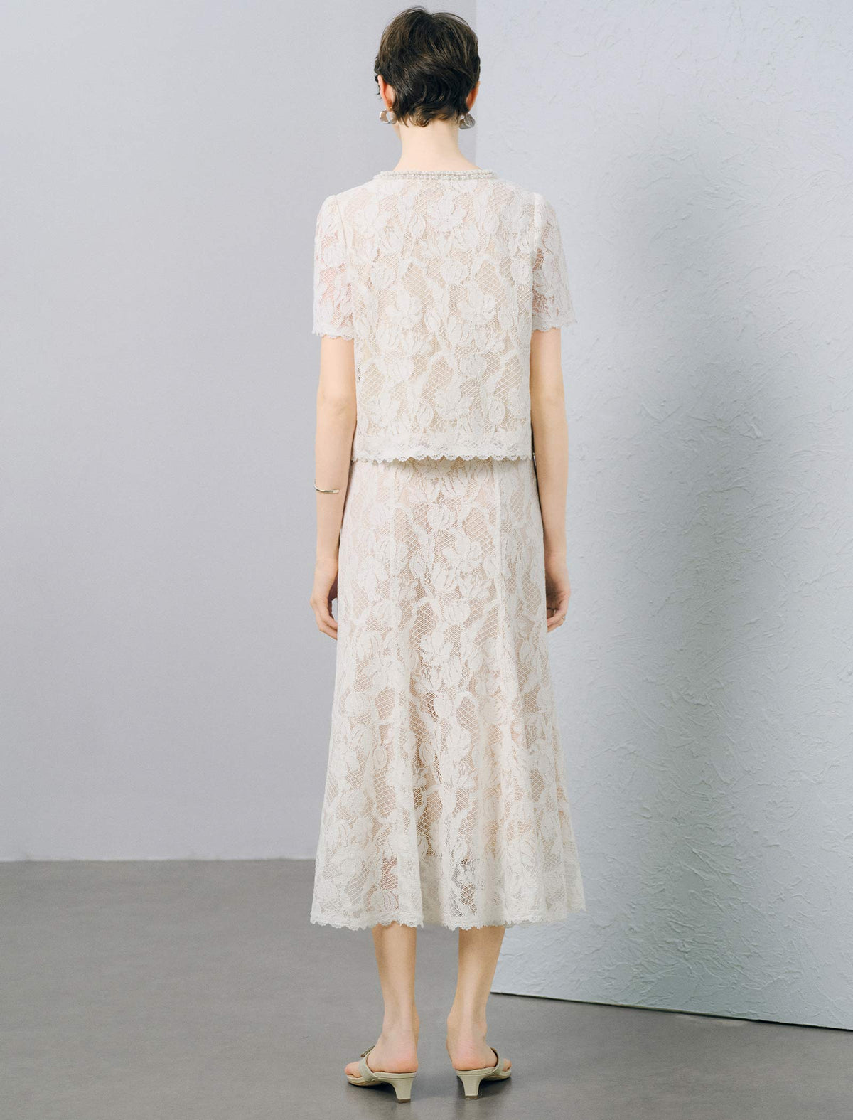 White Floral Lace Cropped Short Sleeve Top