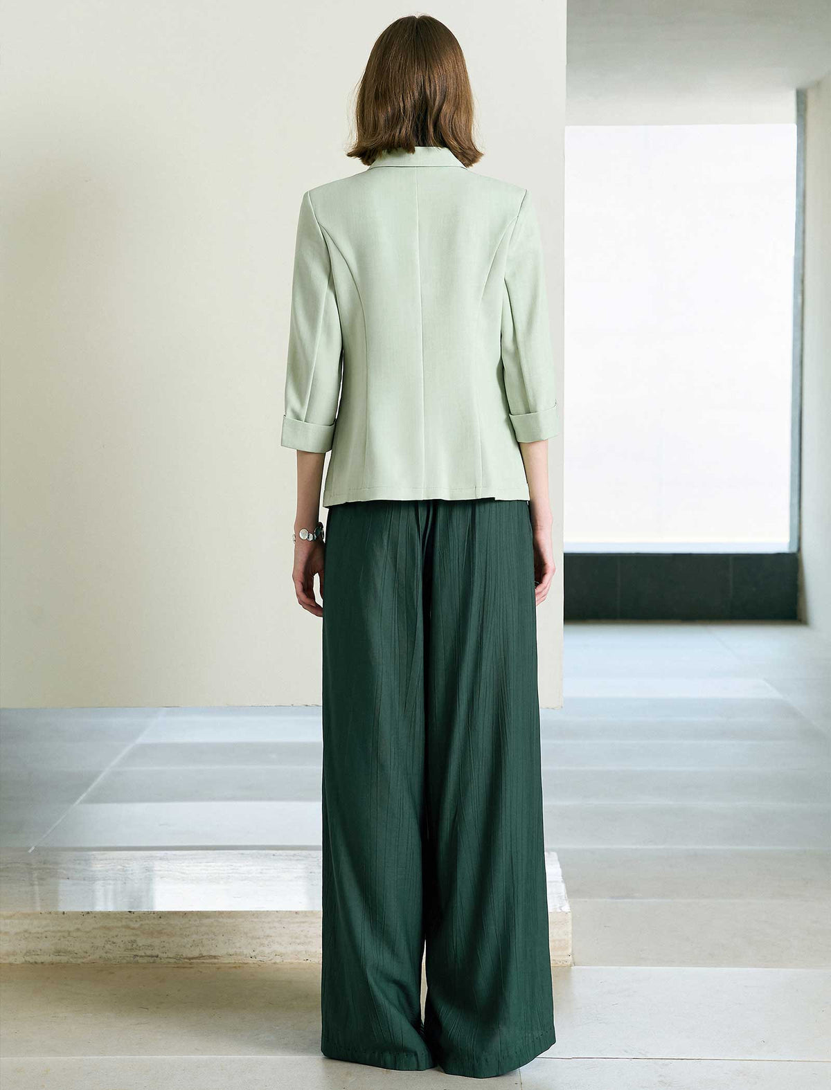 Light Sage 3/4 Sleeve Casual Blazer
