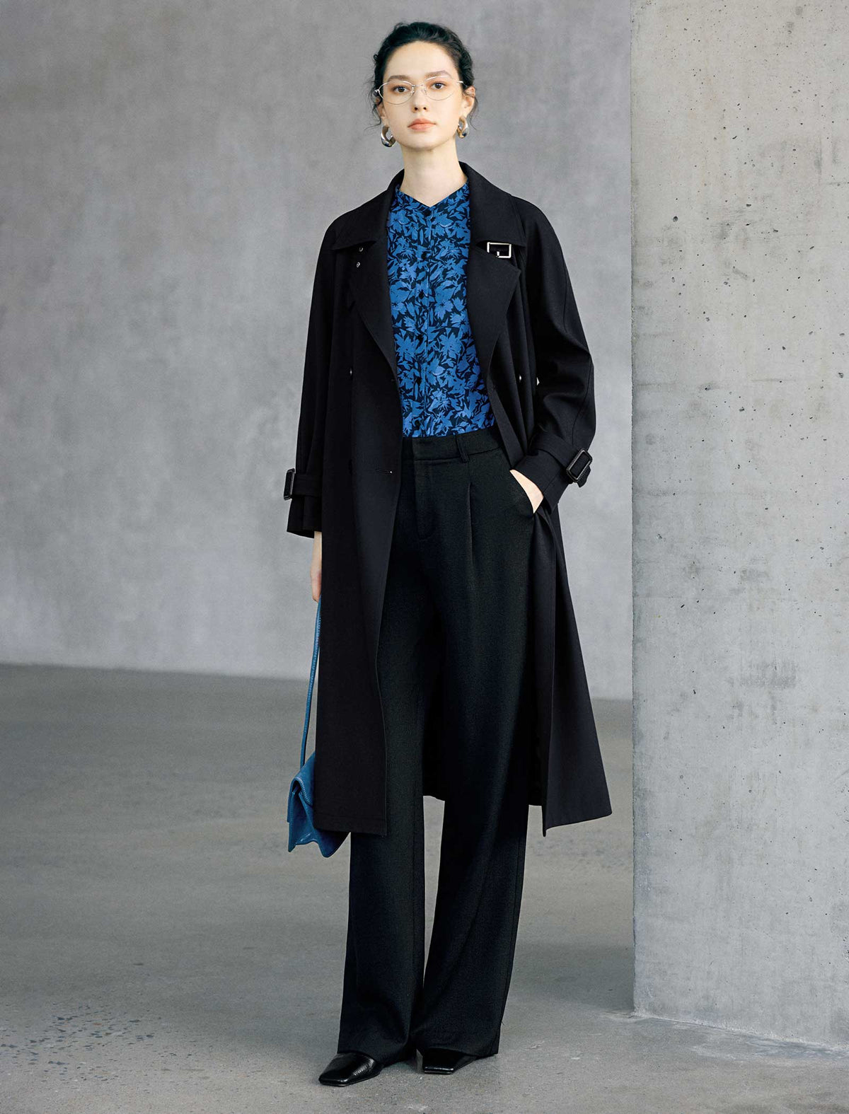 Blue Floral Print Tie Neck Long Sleeve Chiffon Blouse