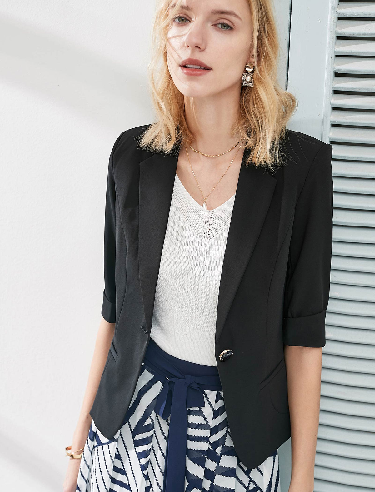 Black Three-Quarter Sleeve Single Button Blazer