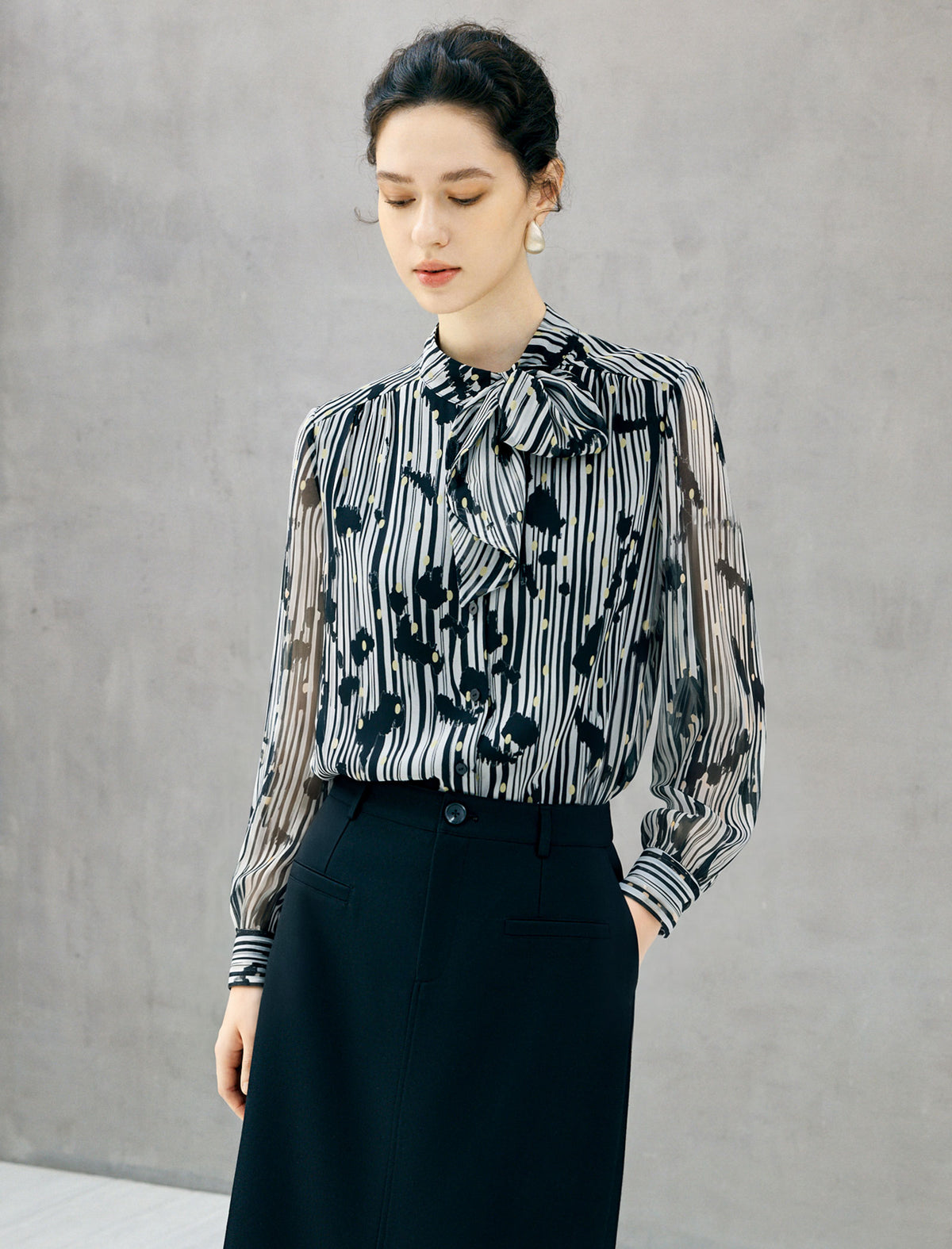 Vintage Stripe Dotted Bow Tie Chiffon Blouse