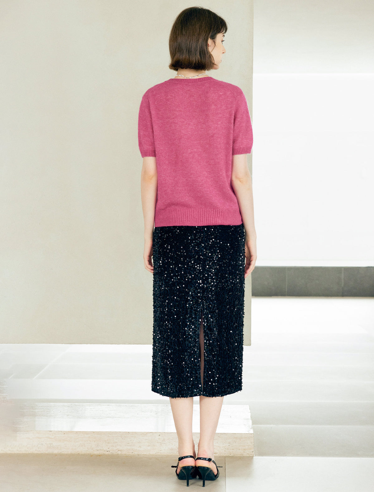 Wool Blend Pearl Brooch Short Sleeve Sweater