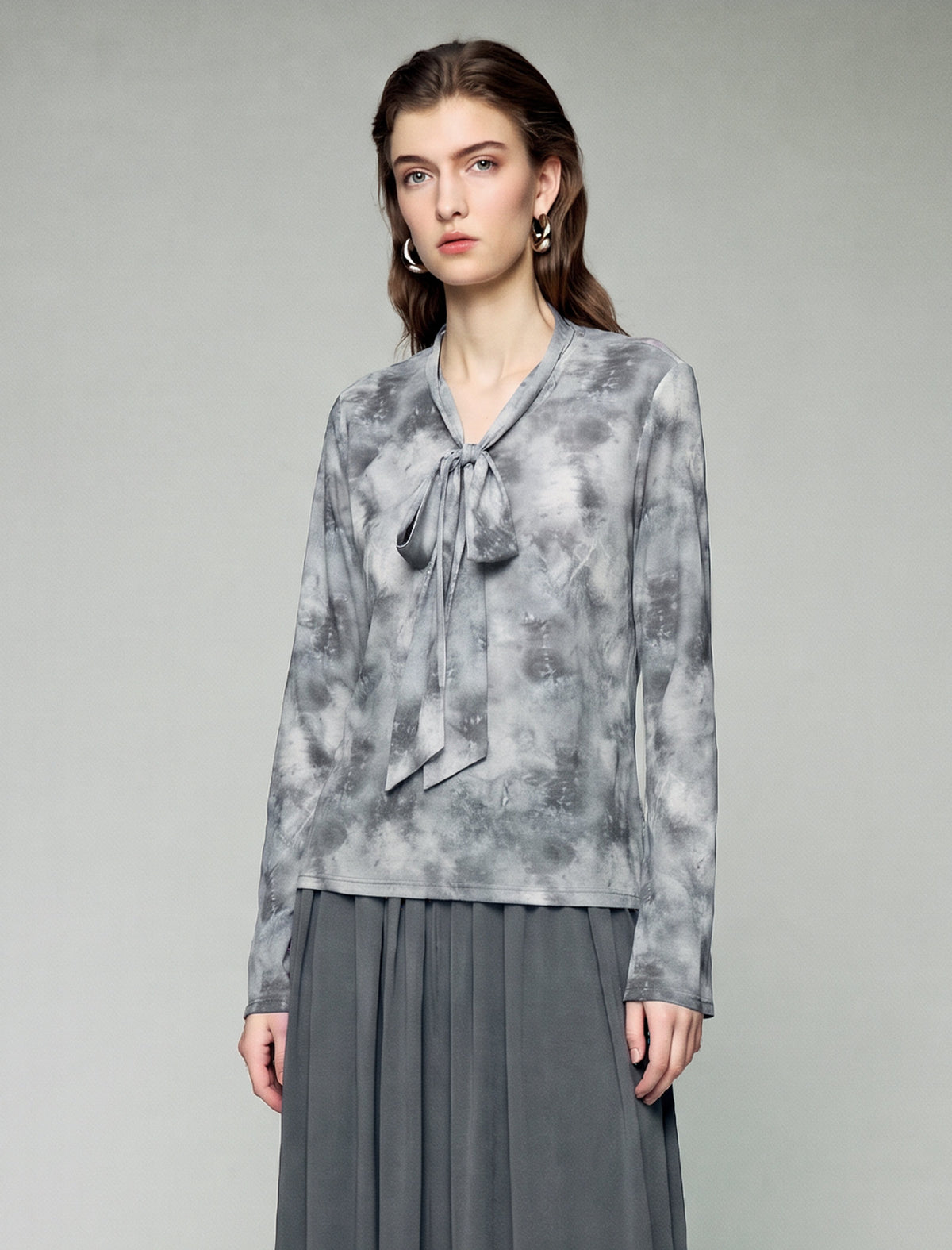 Printed Tie Neck Long Sleeve Knit Top