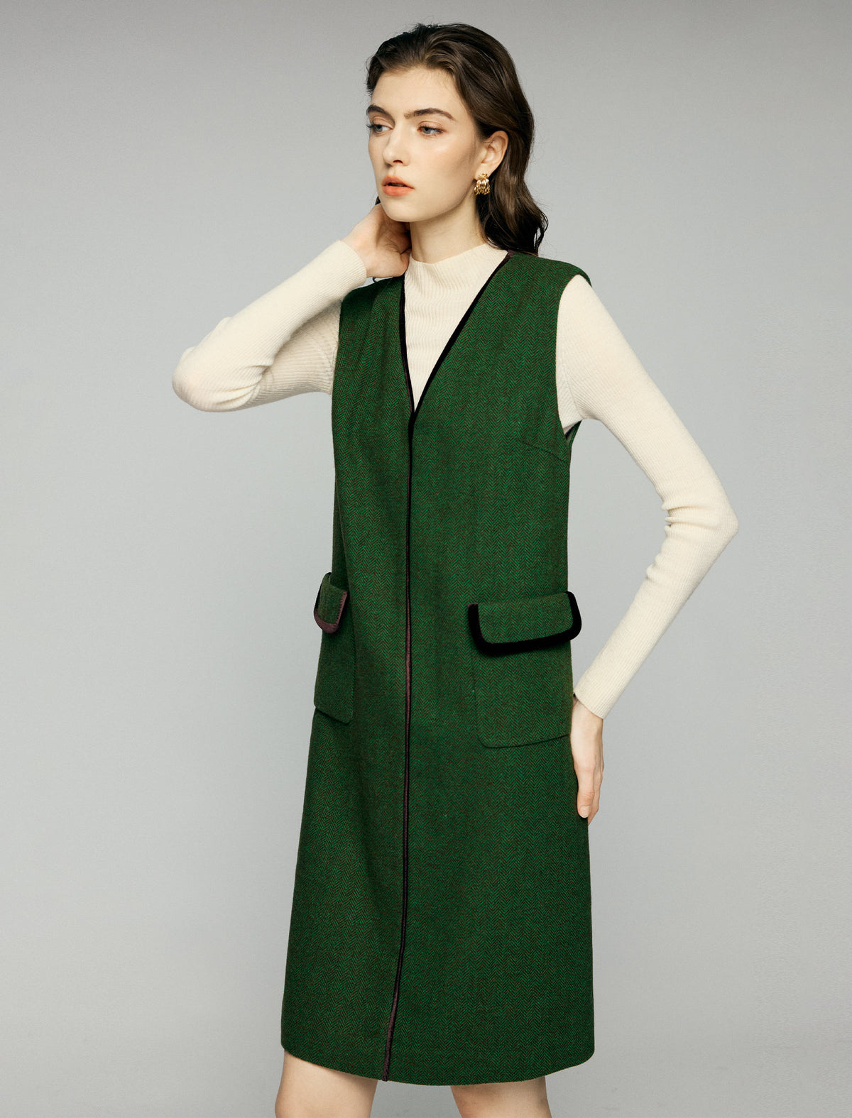 Wool Blend Contrast-Trim V-Neck Pocket Sleeveless Midi Dress