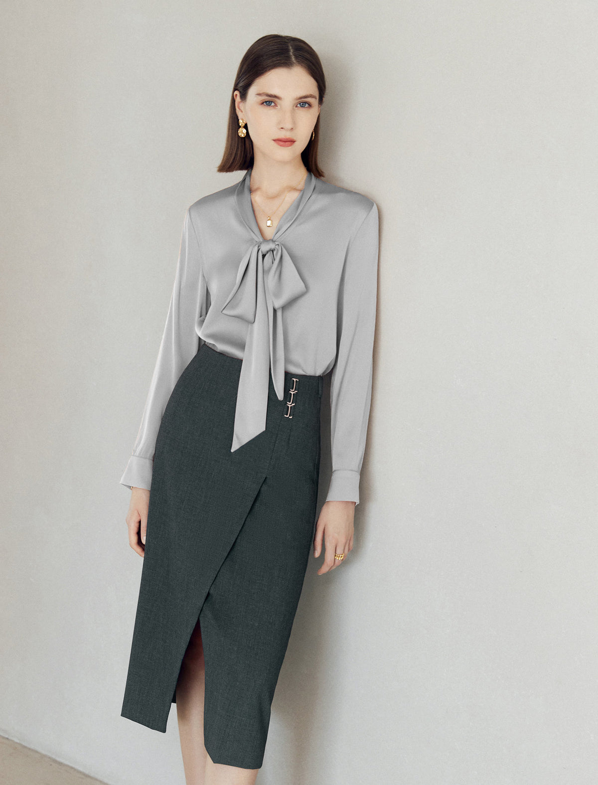 Mulberry Silk Bow Tie V-Neck Shirt