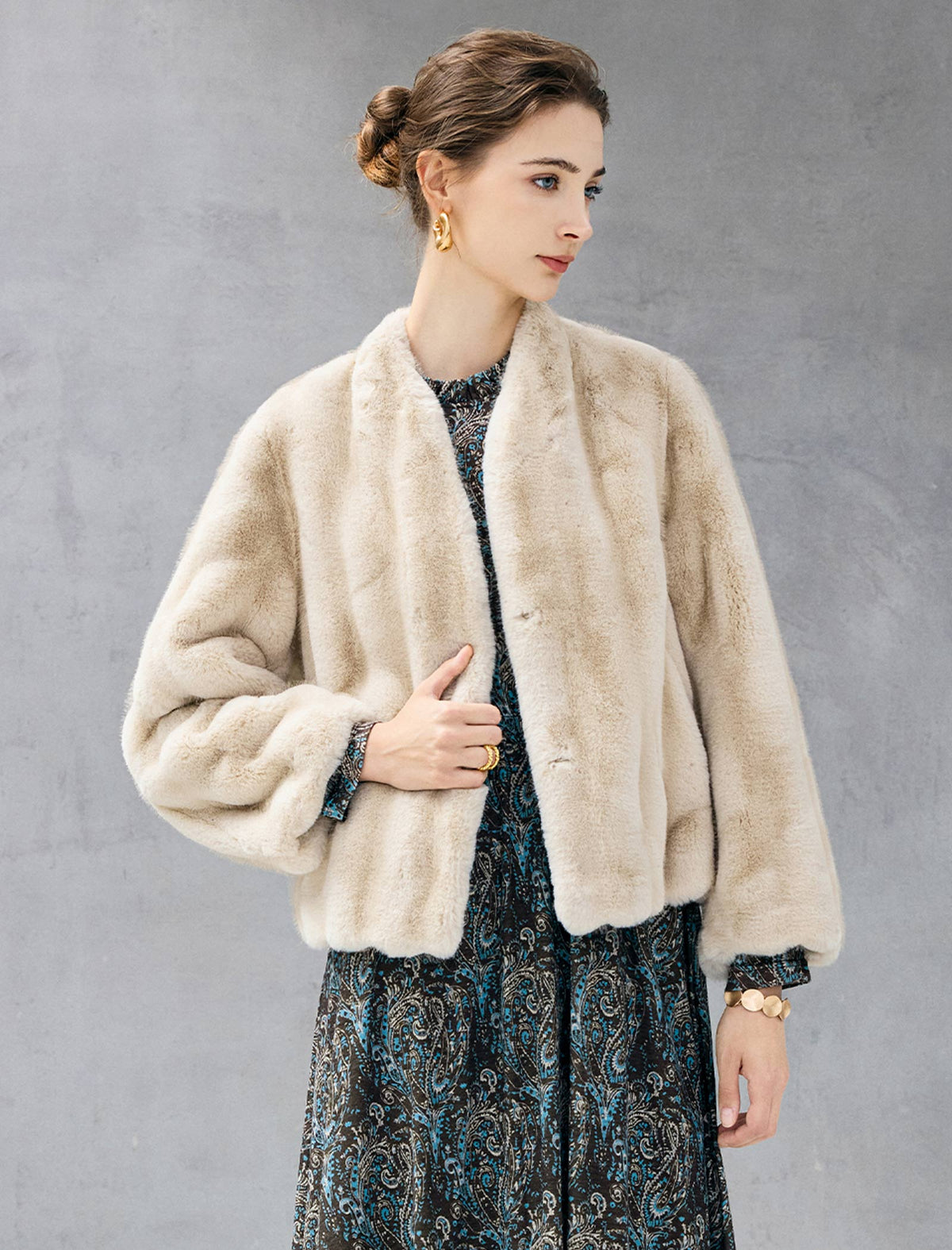 Long-sleeved open-front shearling coat