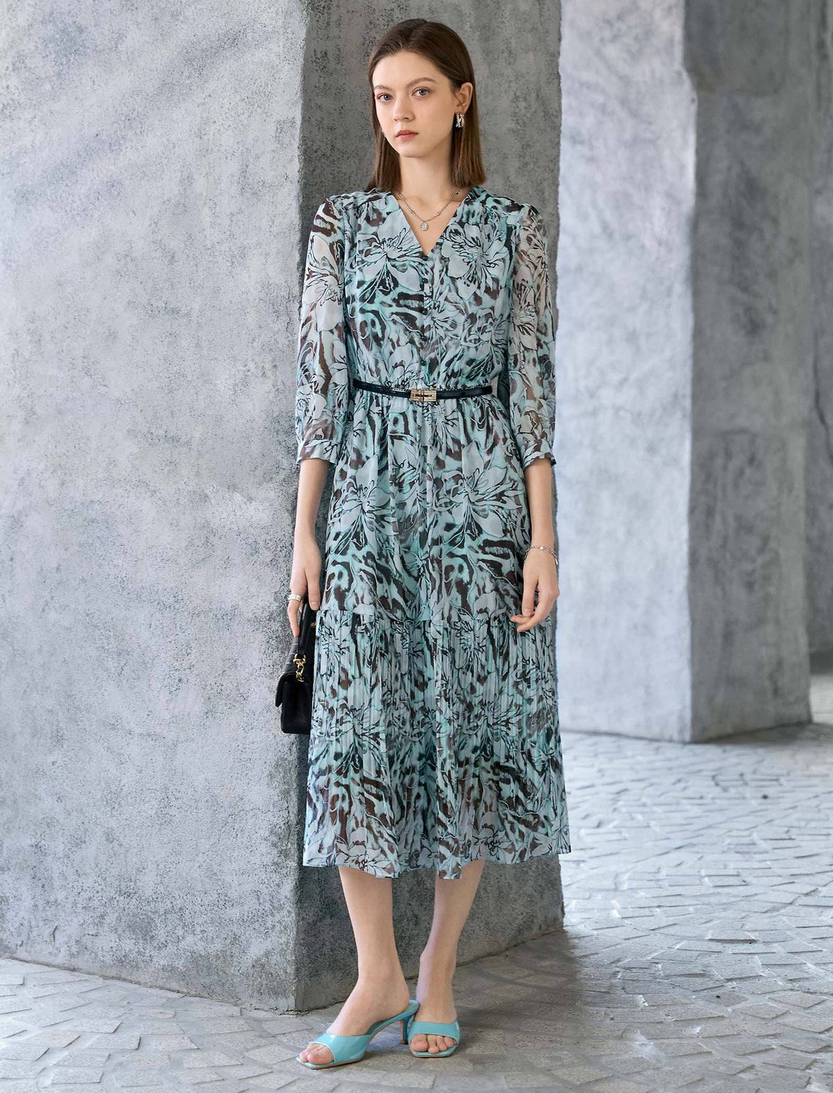 Chiffon Floral Print V-Neck Midi Dress