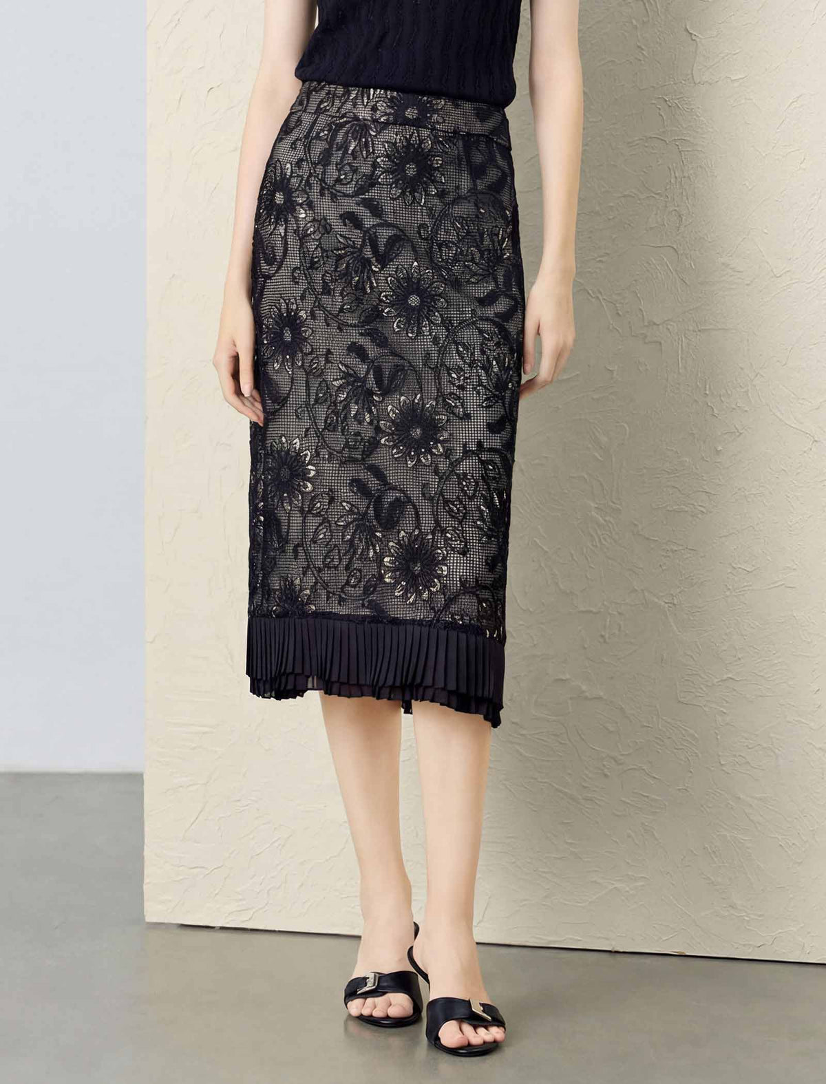 Lace Sequined Pencil Midi Skirt