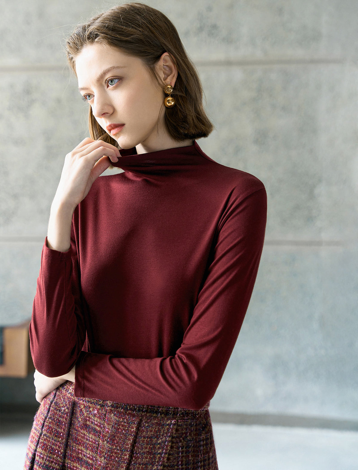Slim Fit Mock Neck Long Sleeve Knit top