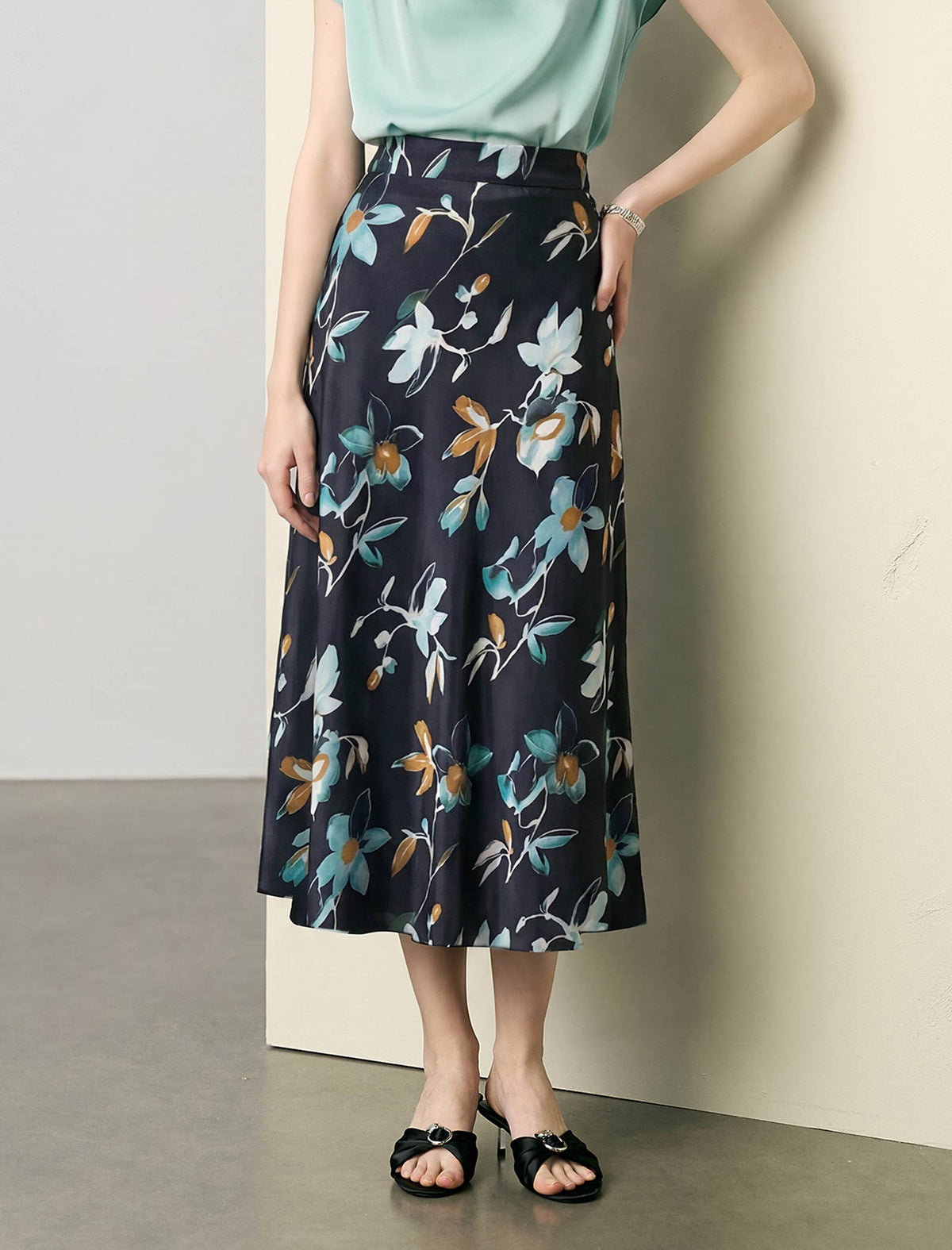 Mulberry Silk Floral Print Midi Skirt
