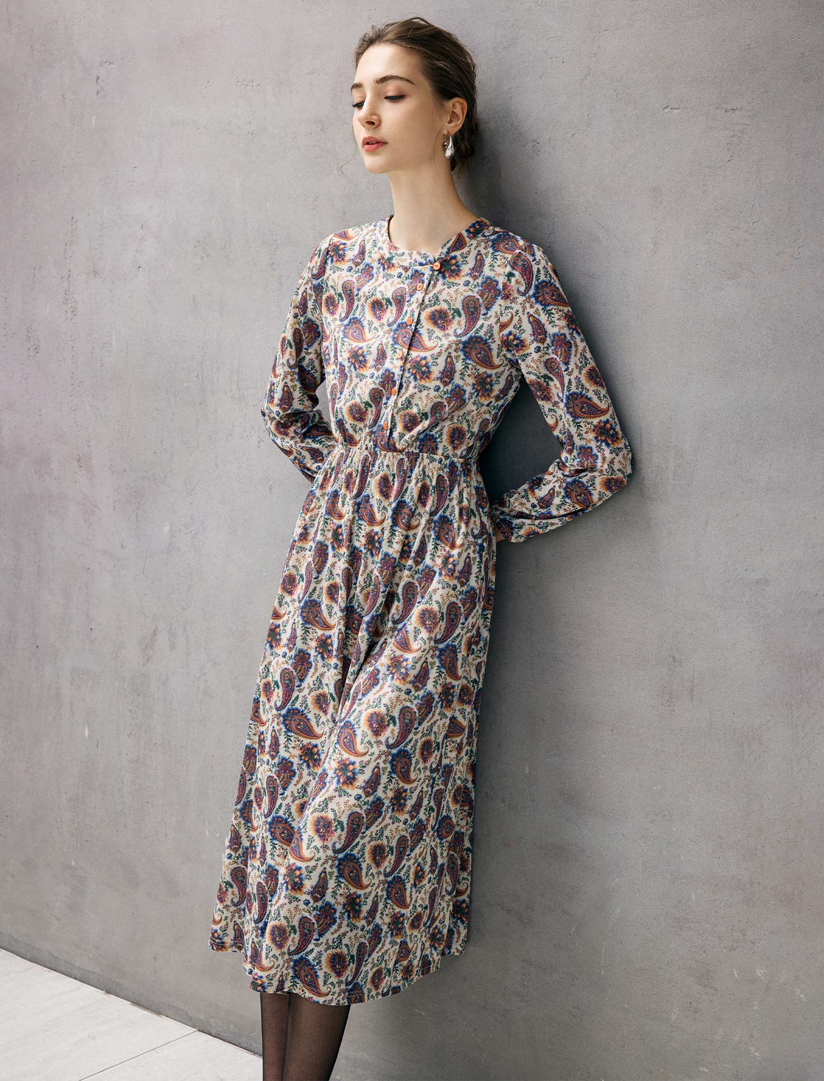 Paisley Print Stand-Collar Ruched-Waist Long Sleeve Midi Dress