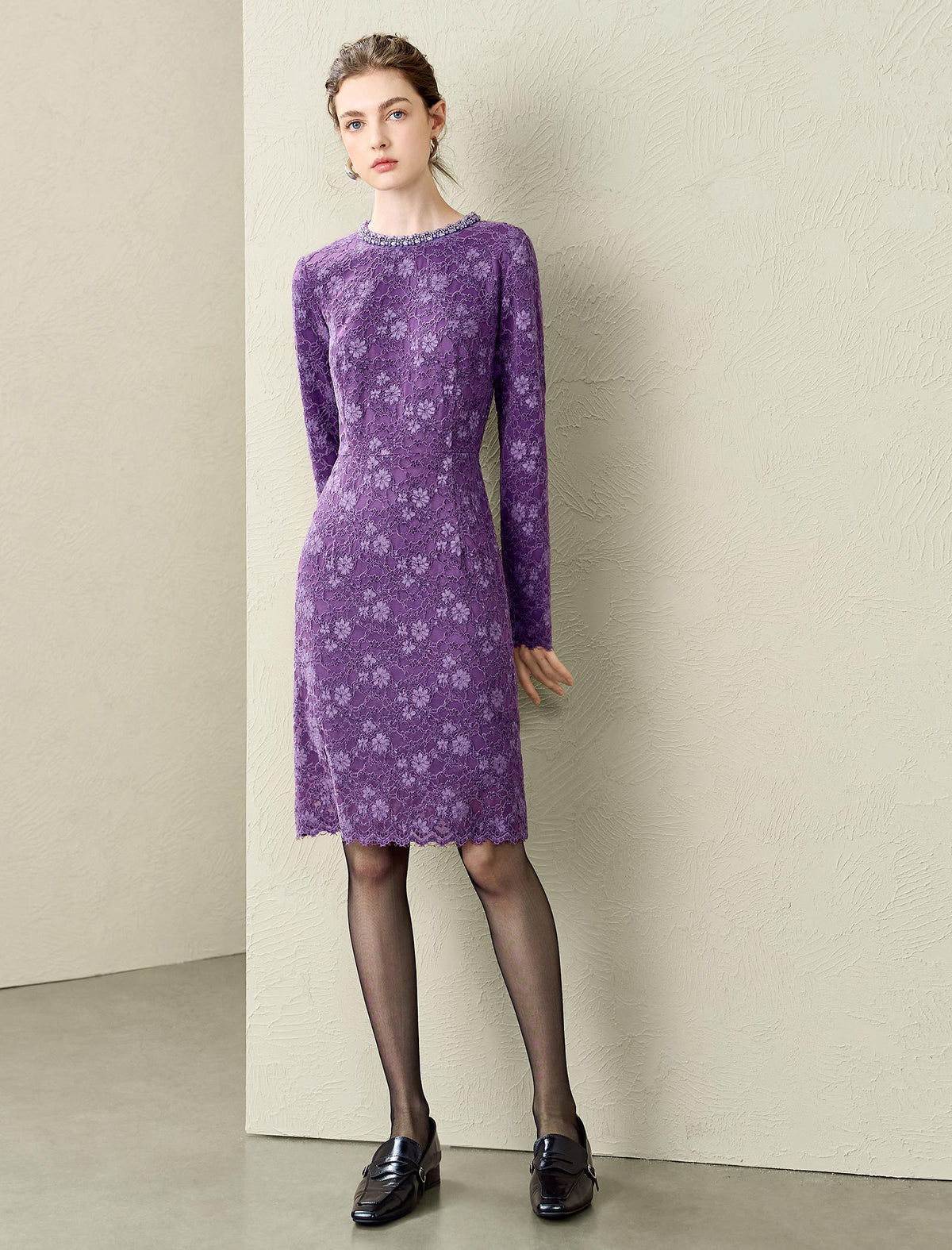 Beaded Neckline Lace Midi Dress