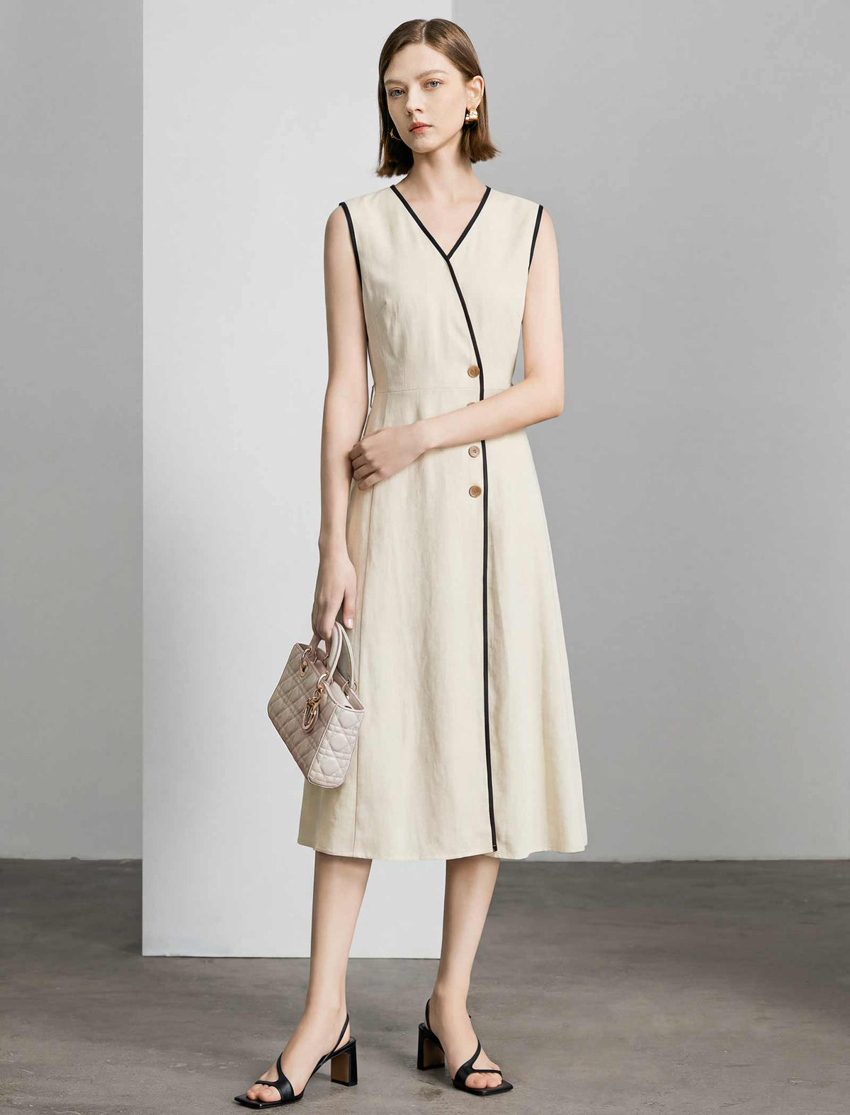 Contrast Trim Button-Front Midi Dress