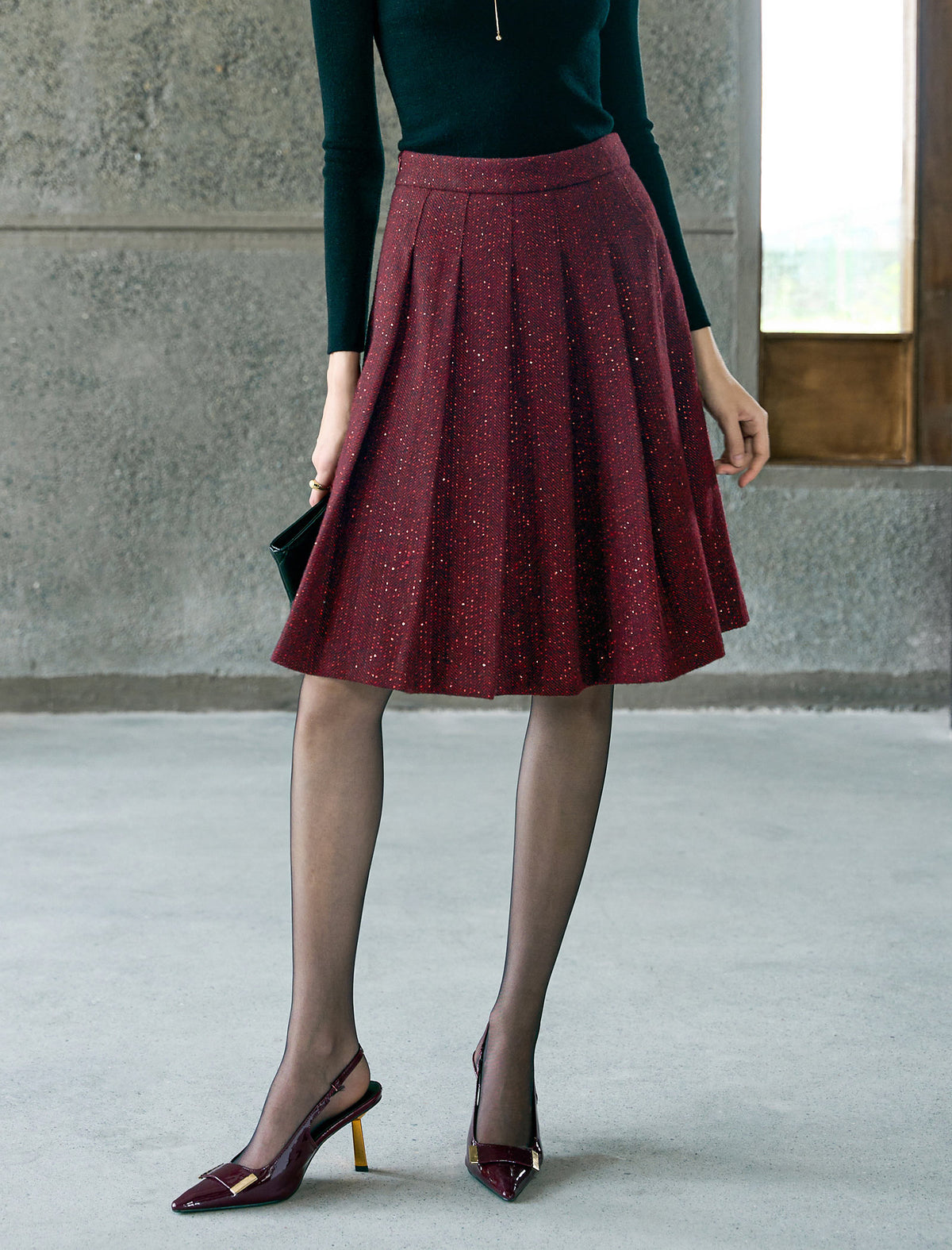 Sparkle Tweed Box-Pleated Knee-Length Skirt