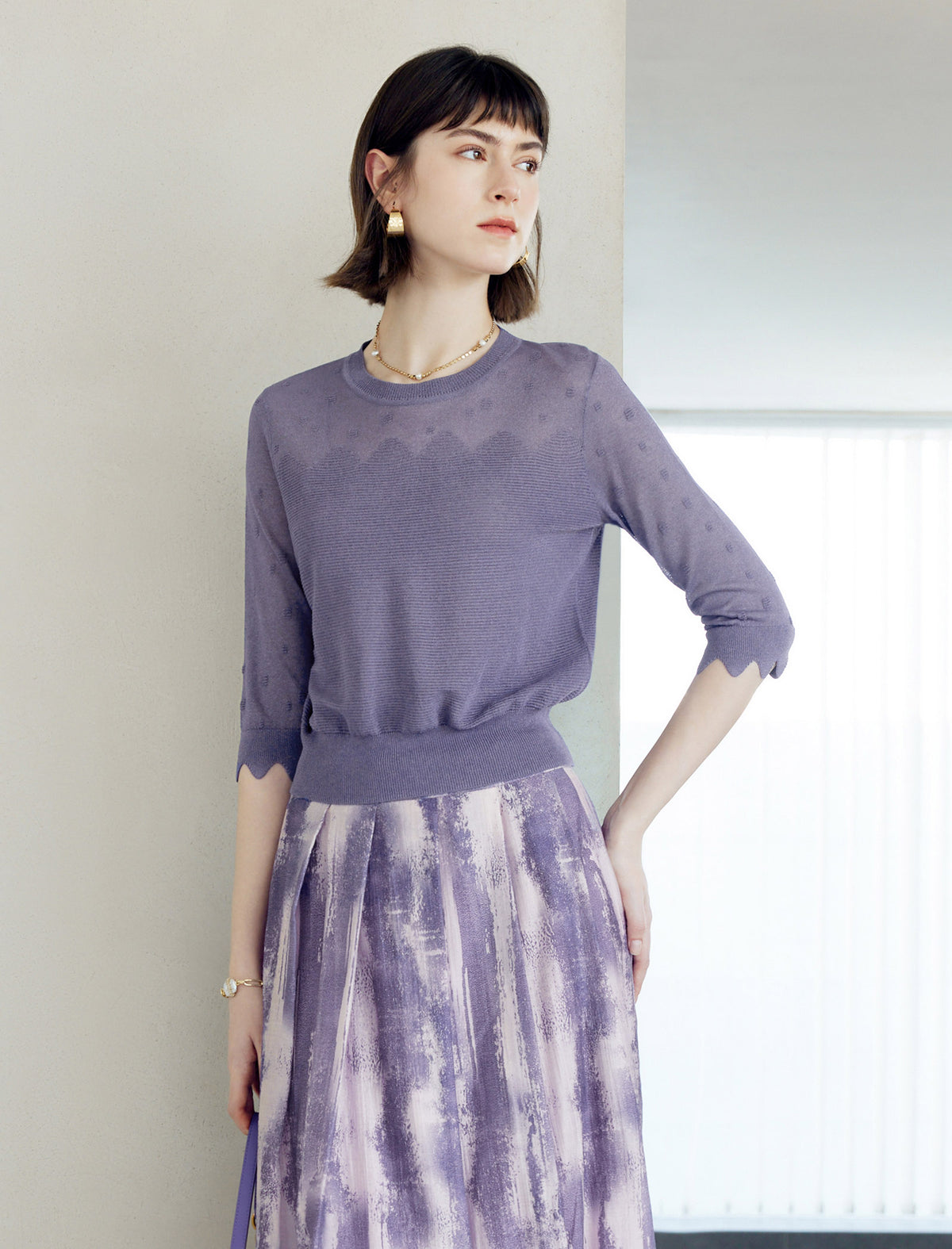 Wavy Texture Scalloped Cuffs Knitted Pullover