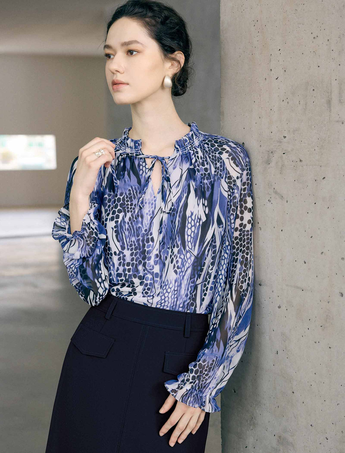 Abstract Floral Print Long Sleeve Office Blouse