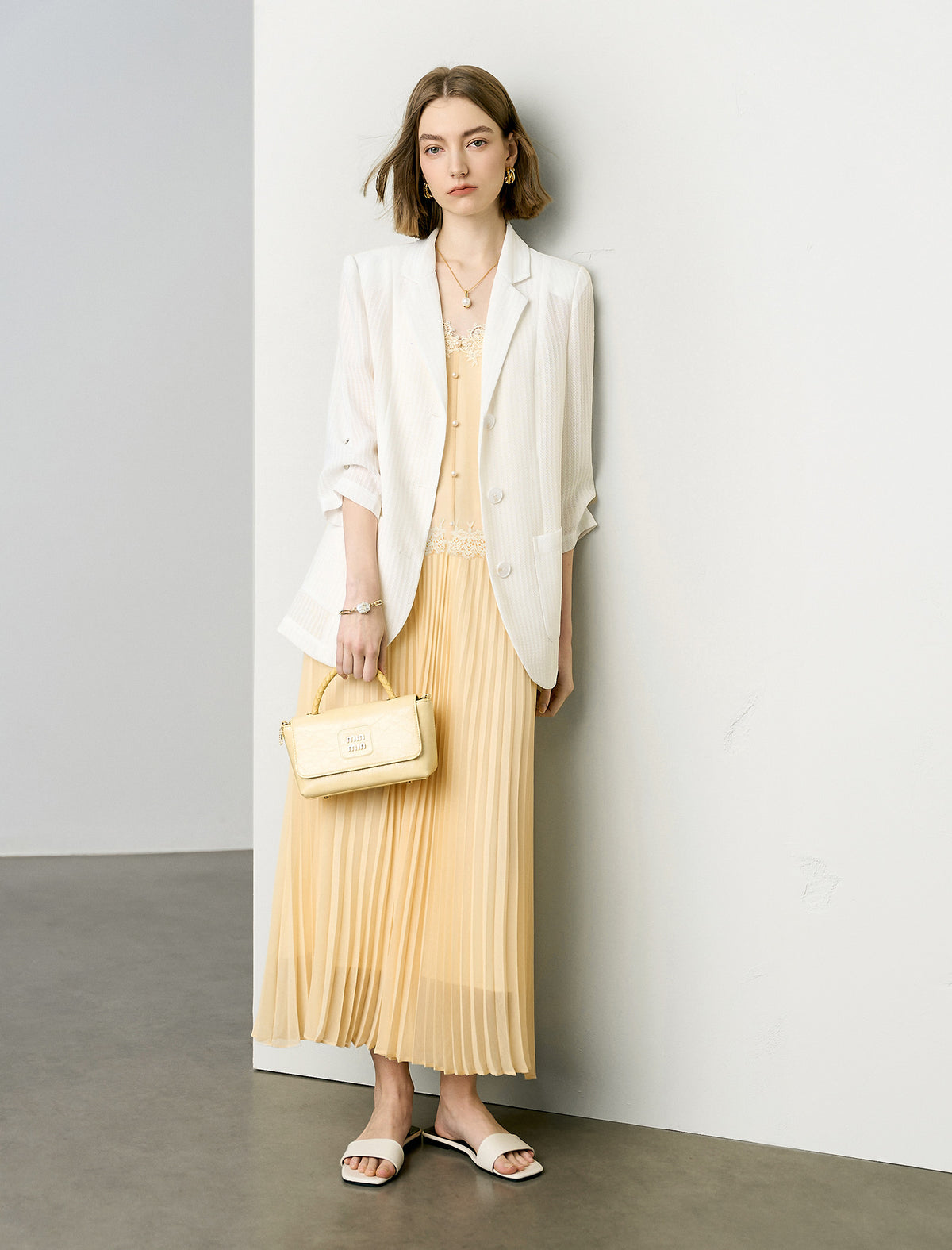 Three-Quarter Sleeve Textured Lapel Blazer