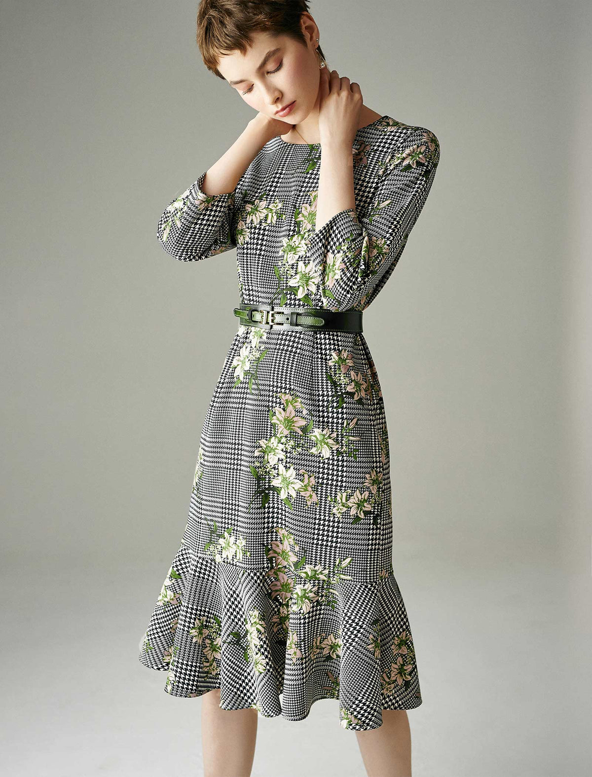 Floral Print Crewneck Belted Dress