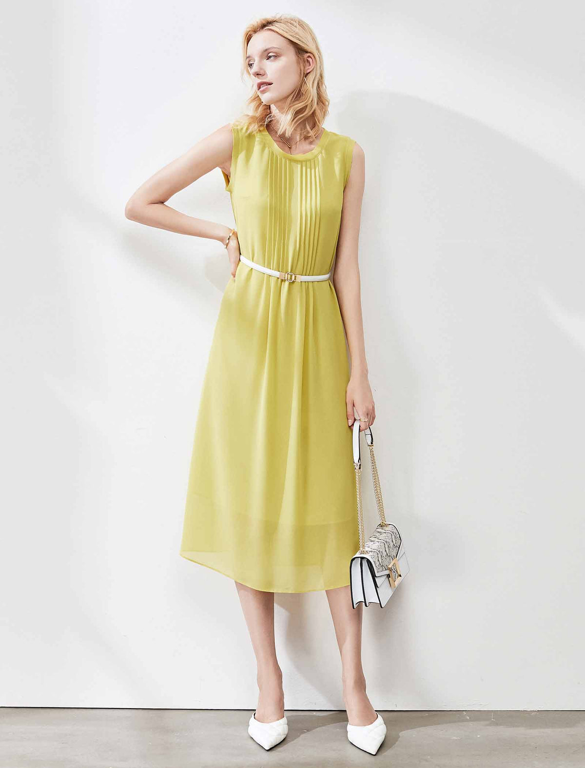Effortless Crew Neck Shift Dress