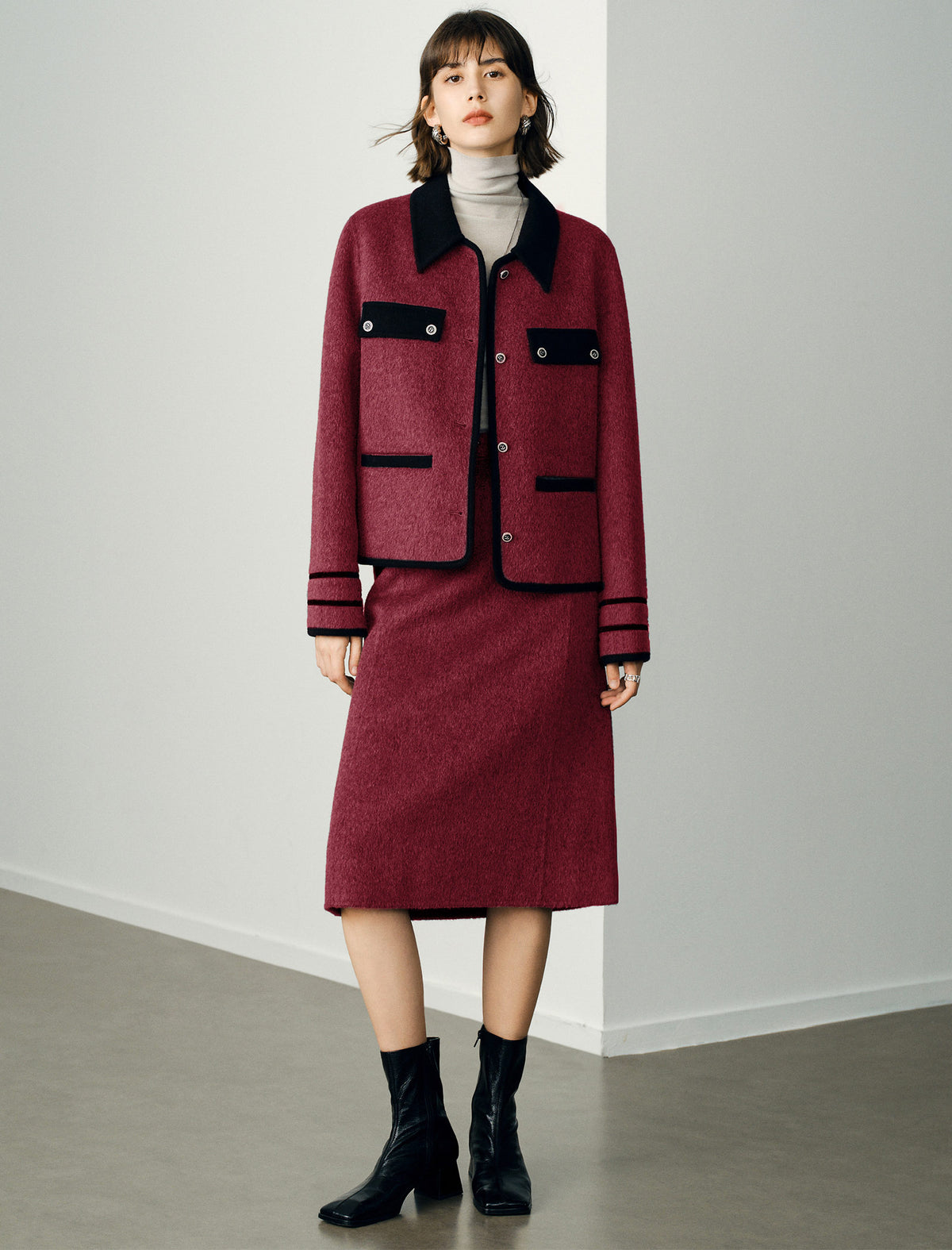 Wool-Blend Midi A-Line Skirt with Contrast Pockets
