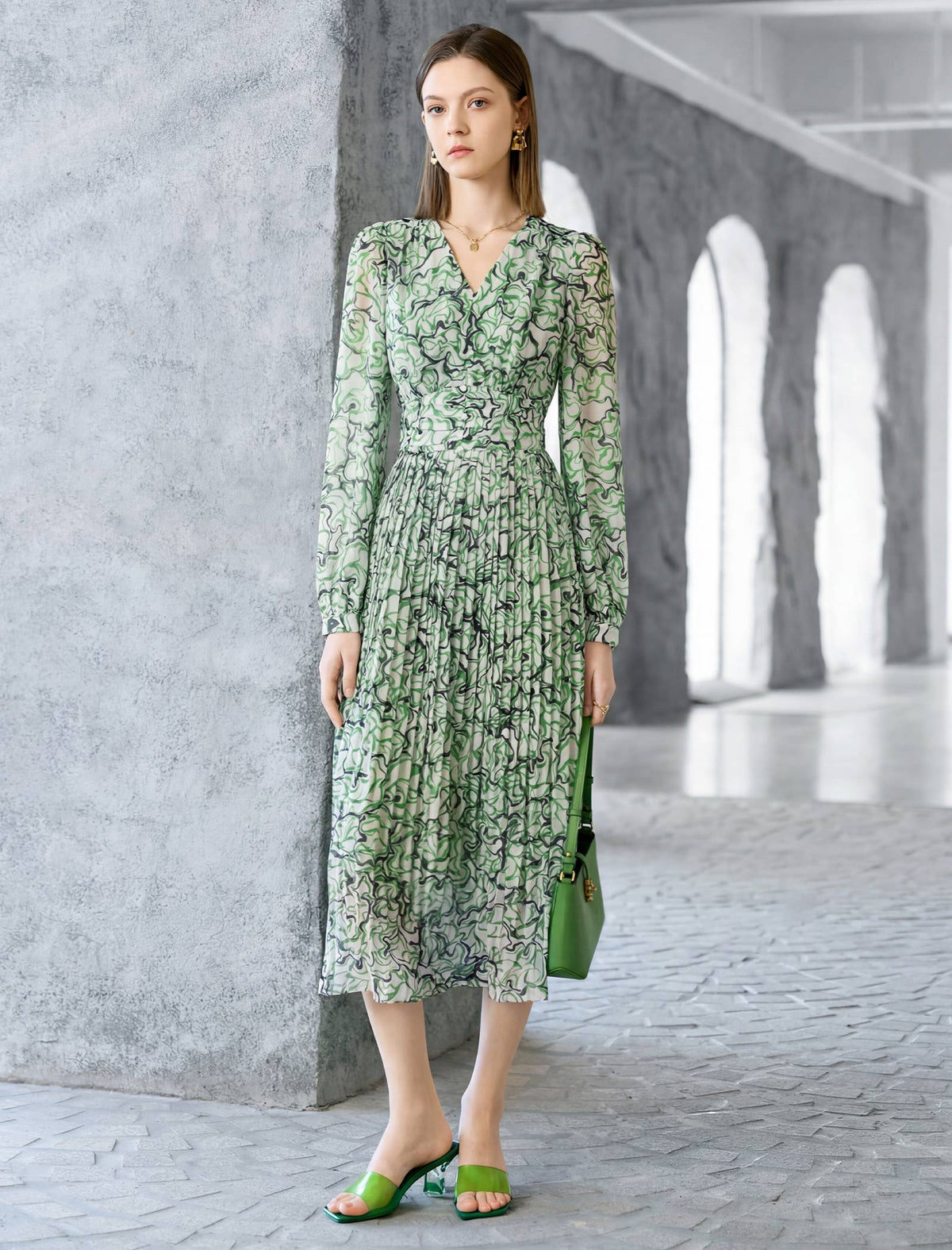 Abstract Print V-Neck Pleated Midi Dress