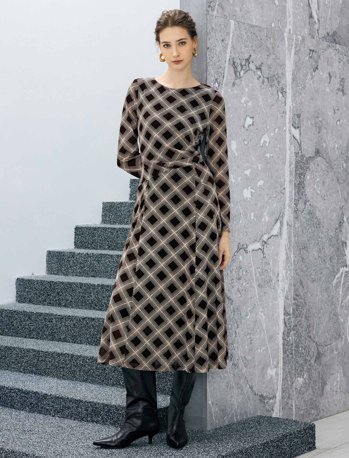 Geometric Print Crewneck Twist-Waist Long Sleeve A-Line Midi Dress