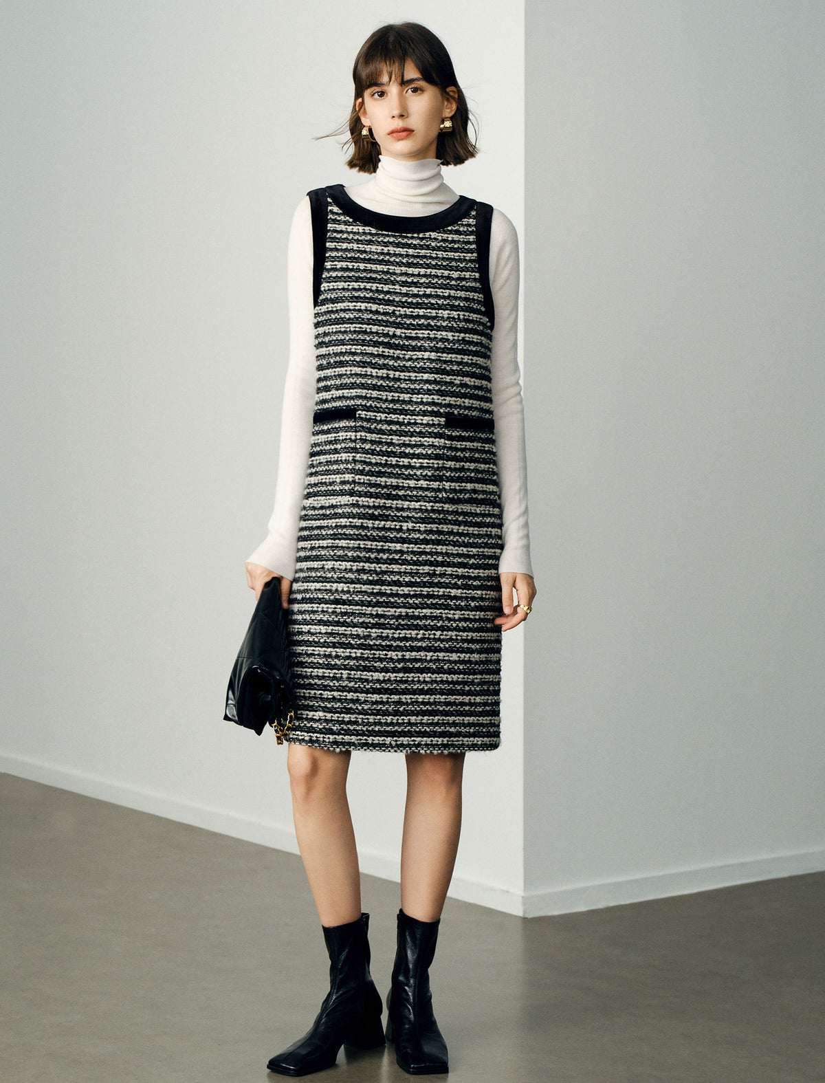 Wool Round Neck Sleeveless Dress