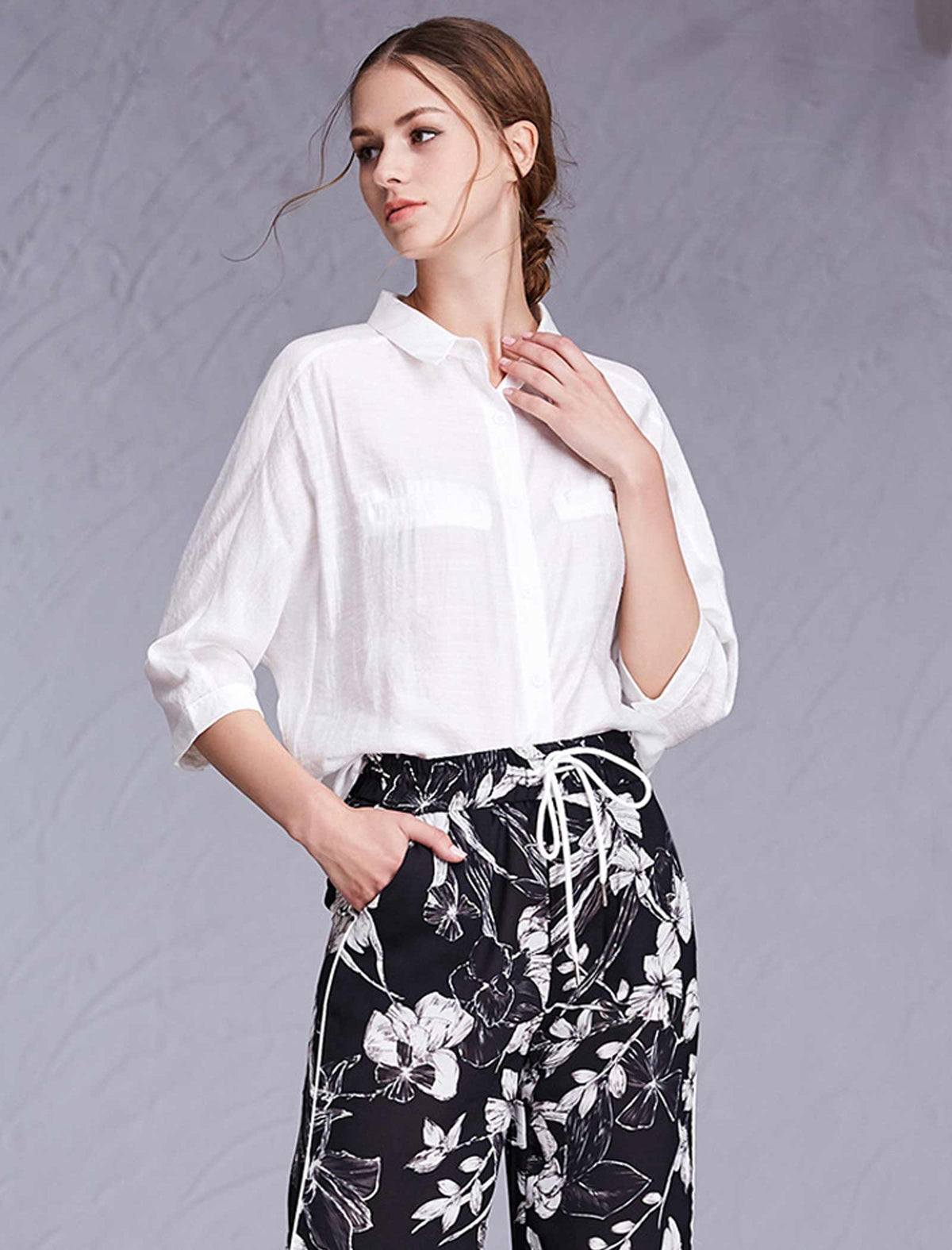 White Three-Quarter Sleeve Shirt