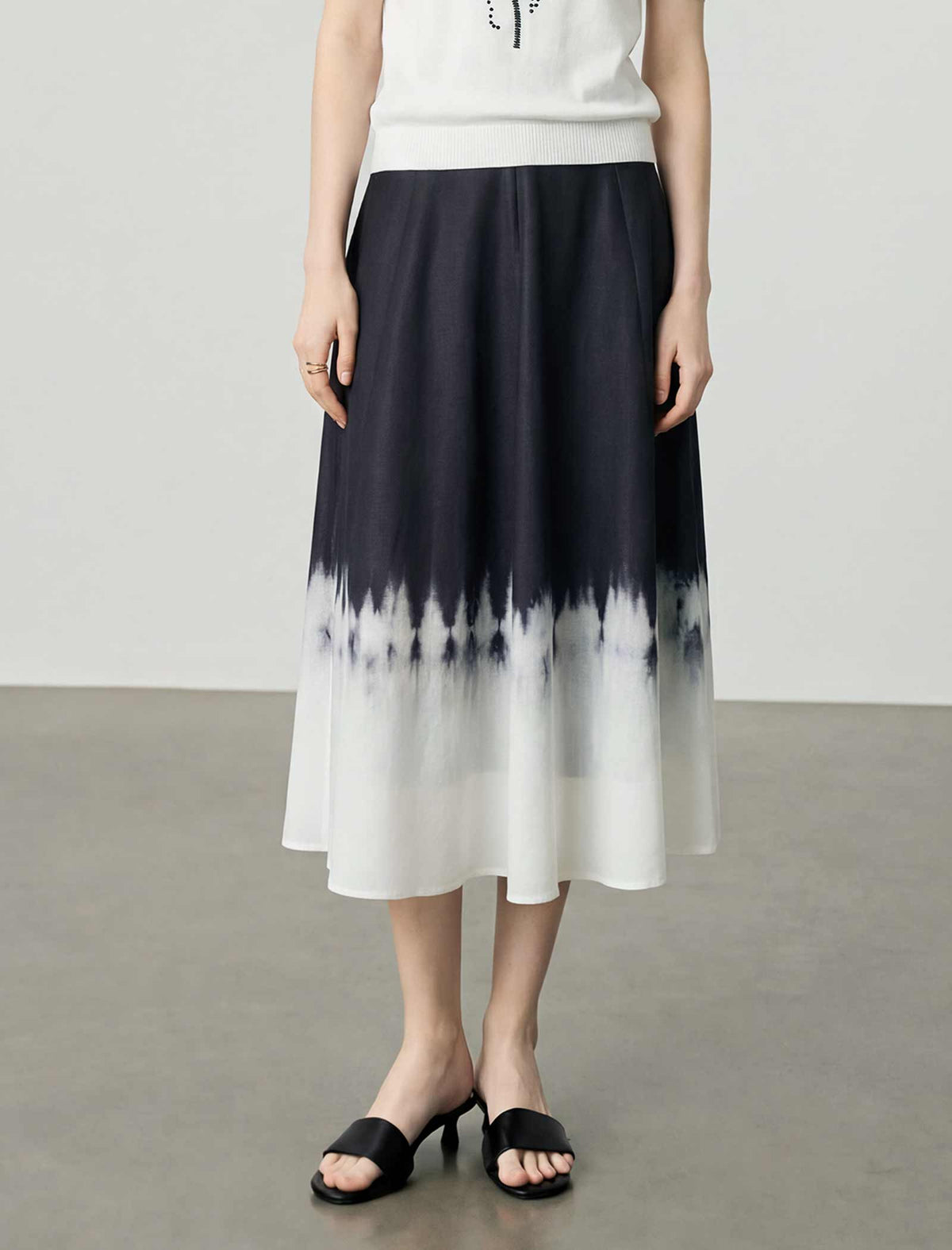 Black And White Tie-Dye Ombre A-Line Midi Skirt