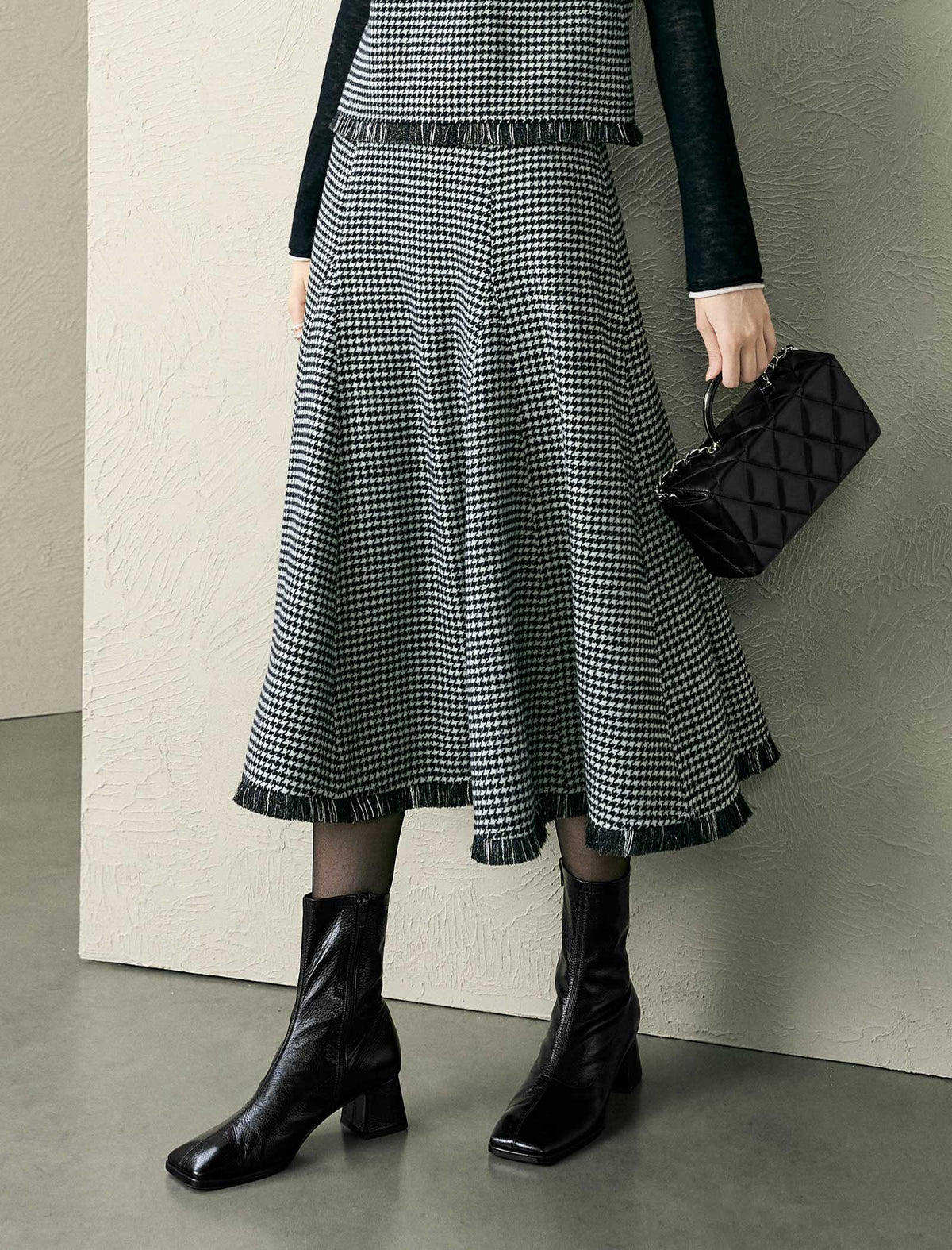 Houndstooth A-Line Wool-Blend Midi Skirt