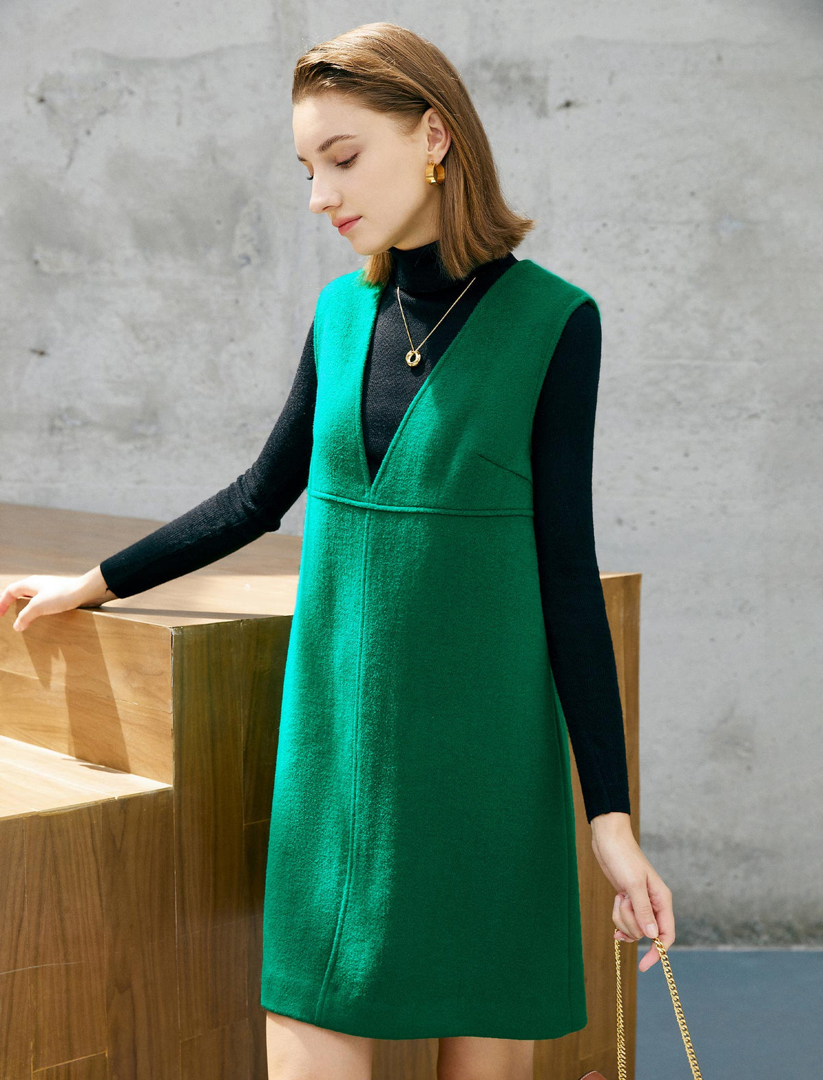 Wool Blend Knit V-Neck Sleeveless Dress
