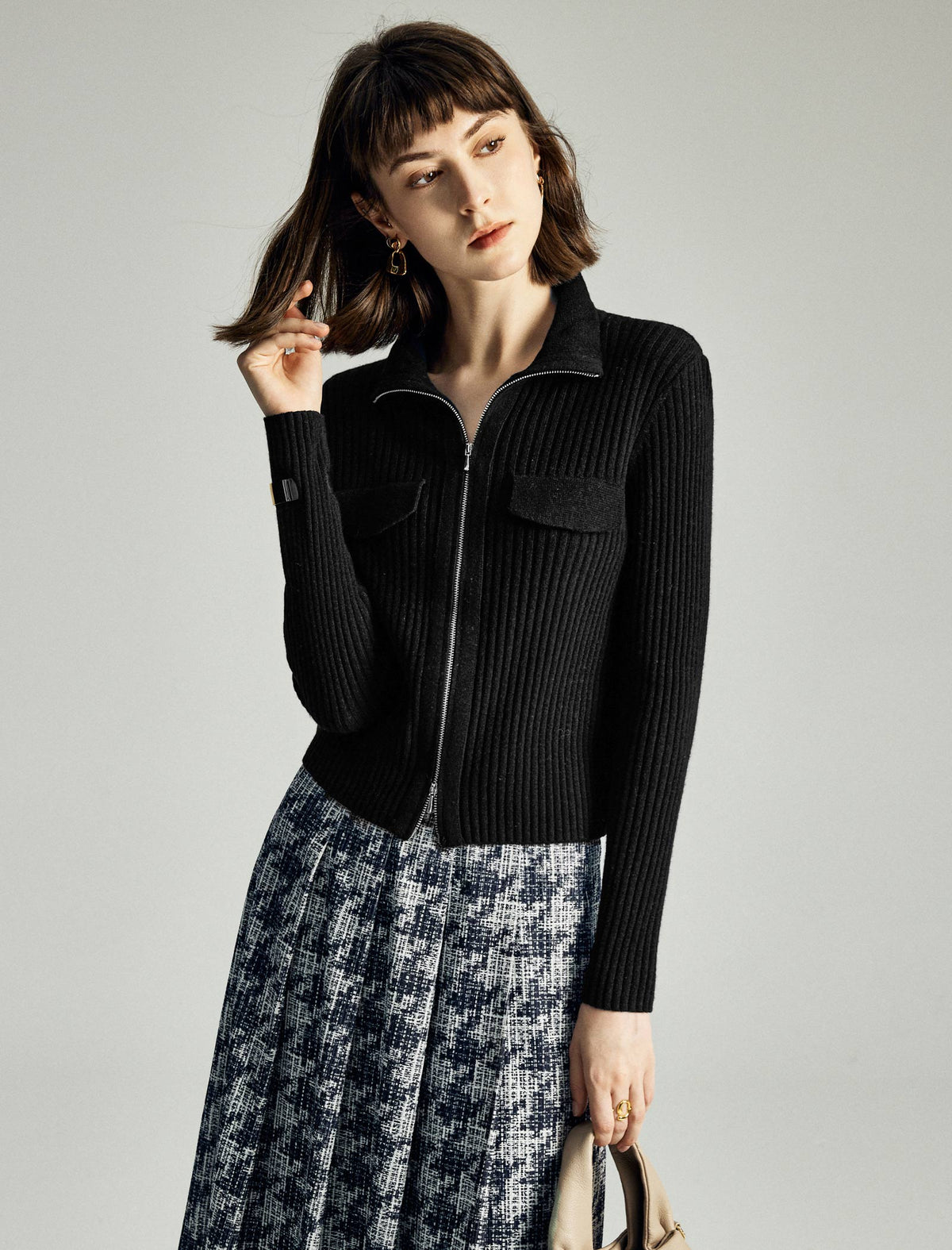 Wool Blend Zip Up Ribbed Knit Cardigan