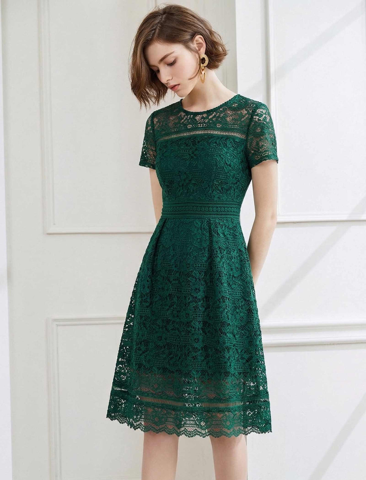 Vintage Lace Waist-Cinched Ruffle Dress