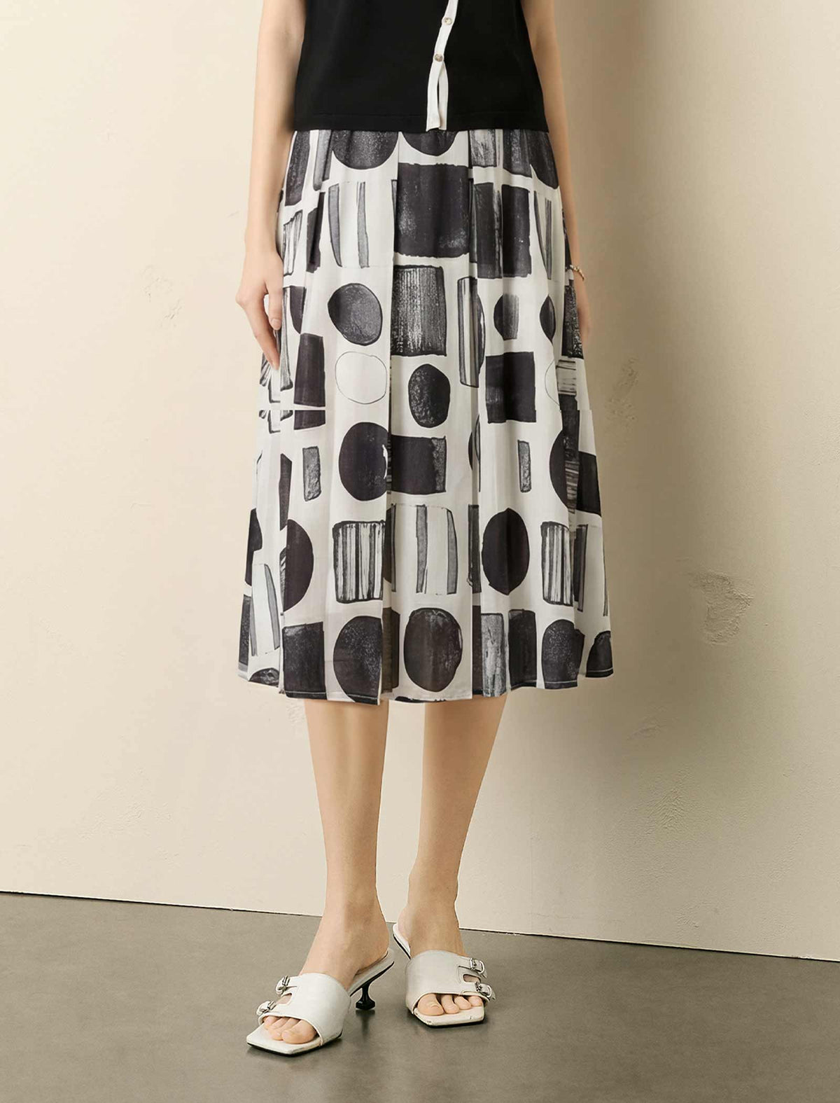The Monochromatic Geometric Midi Skirt
