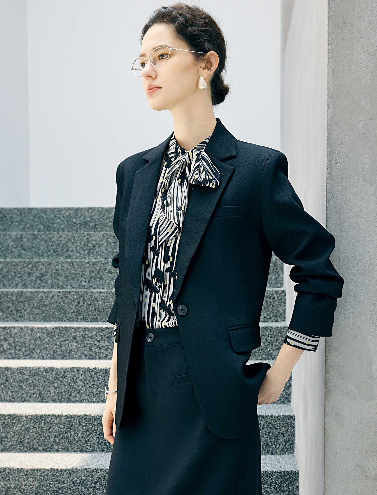 Notched Lapel Single Button Tailored Blazer