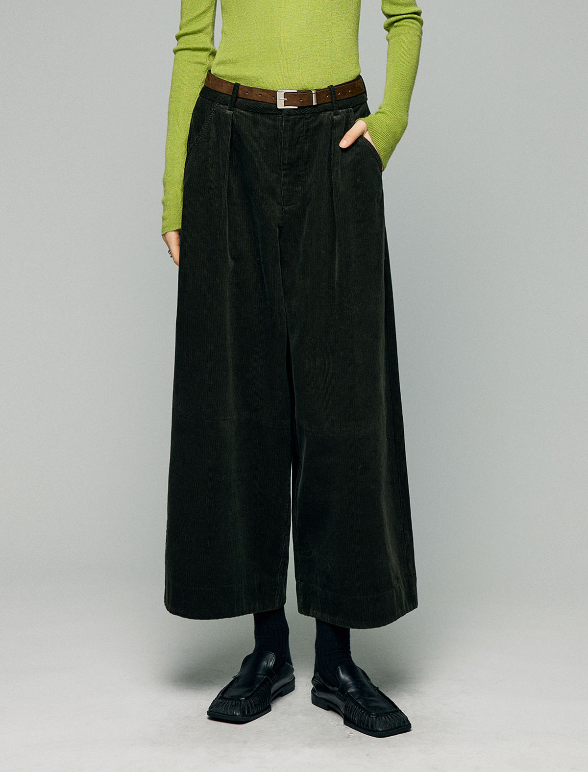 Textured Relaxed Wide-Leg Pants