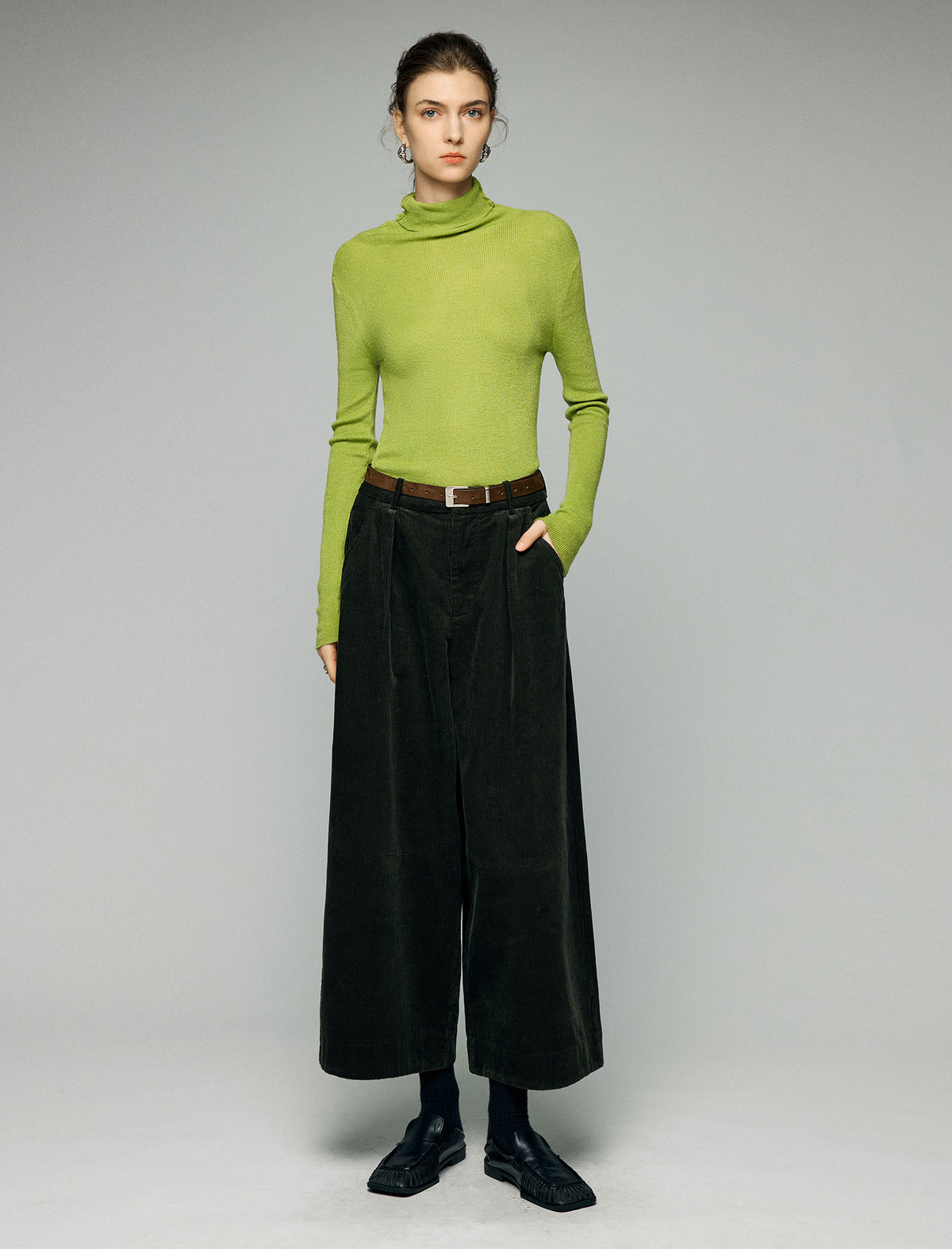 Textured Relaxed Wide-Leg Pants