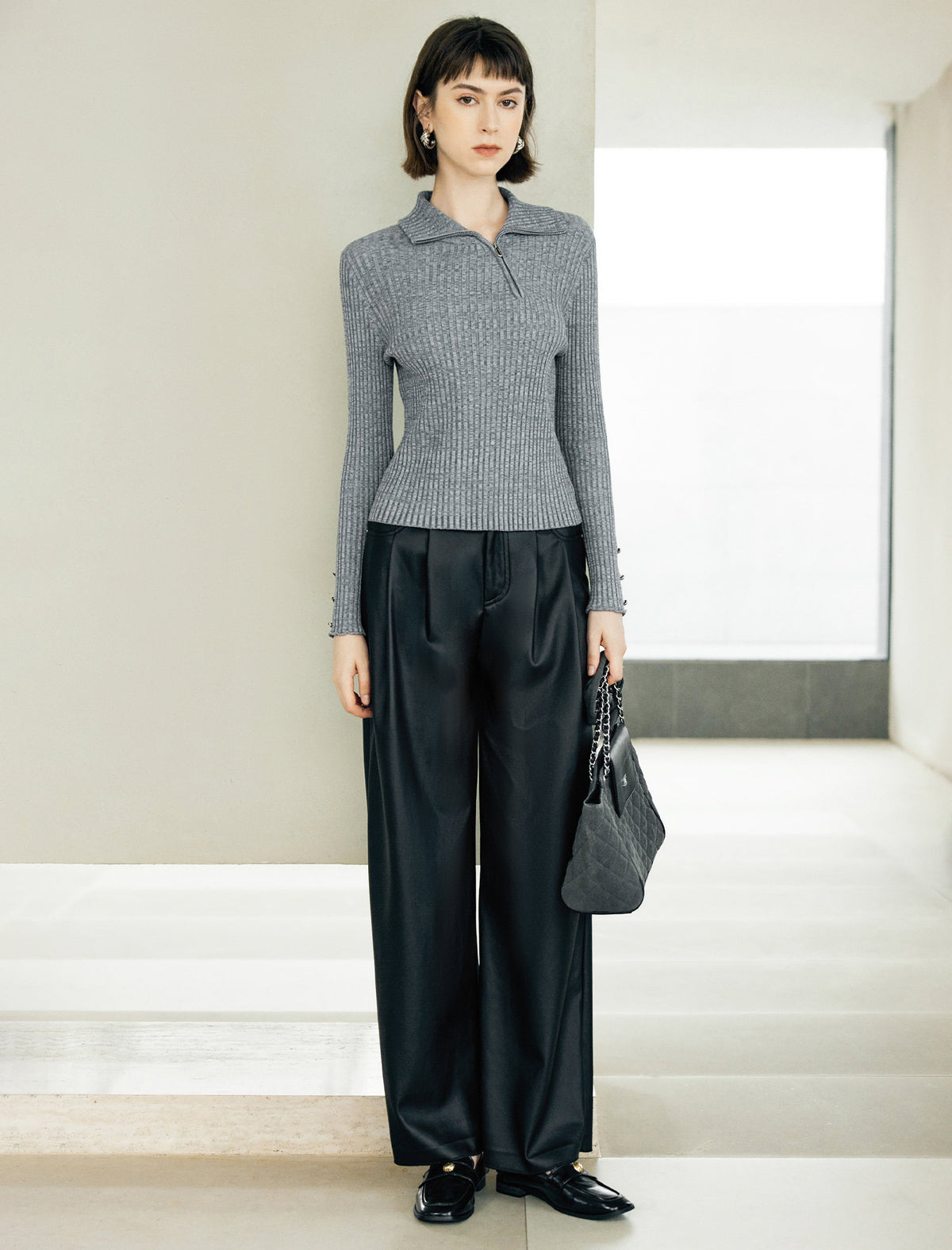 Ribbed Collared Side-Zip Fitted Knit Pullover