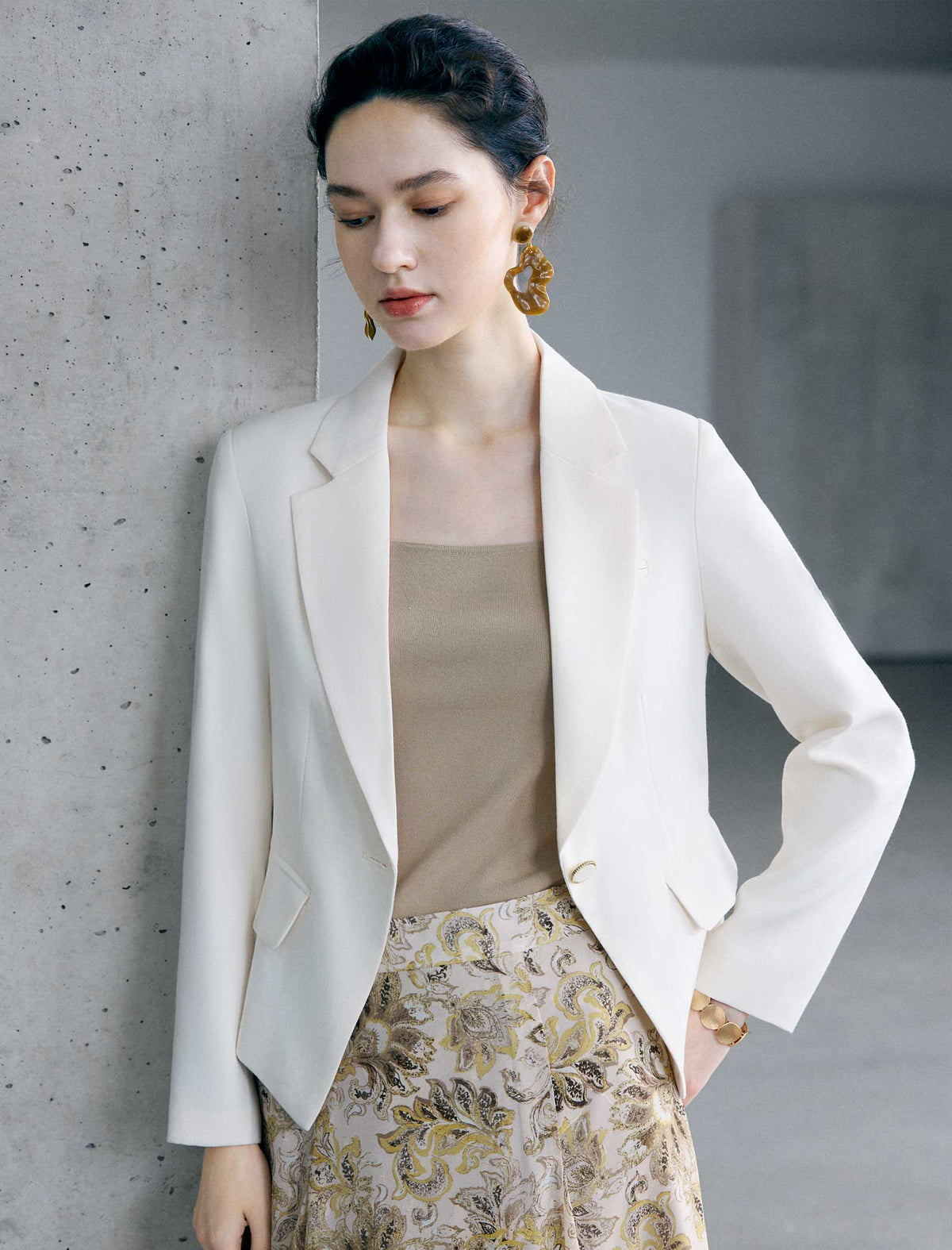 Notched Lapel Long Sleeve Blazer