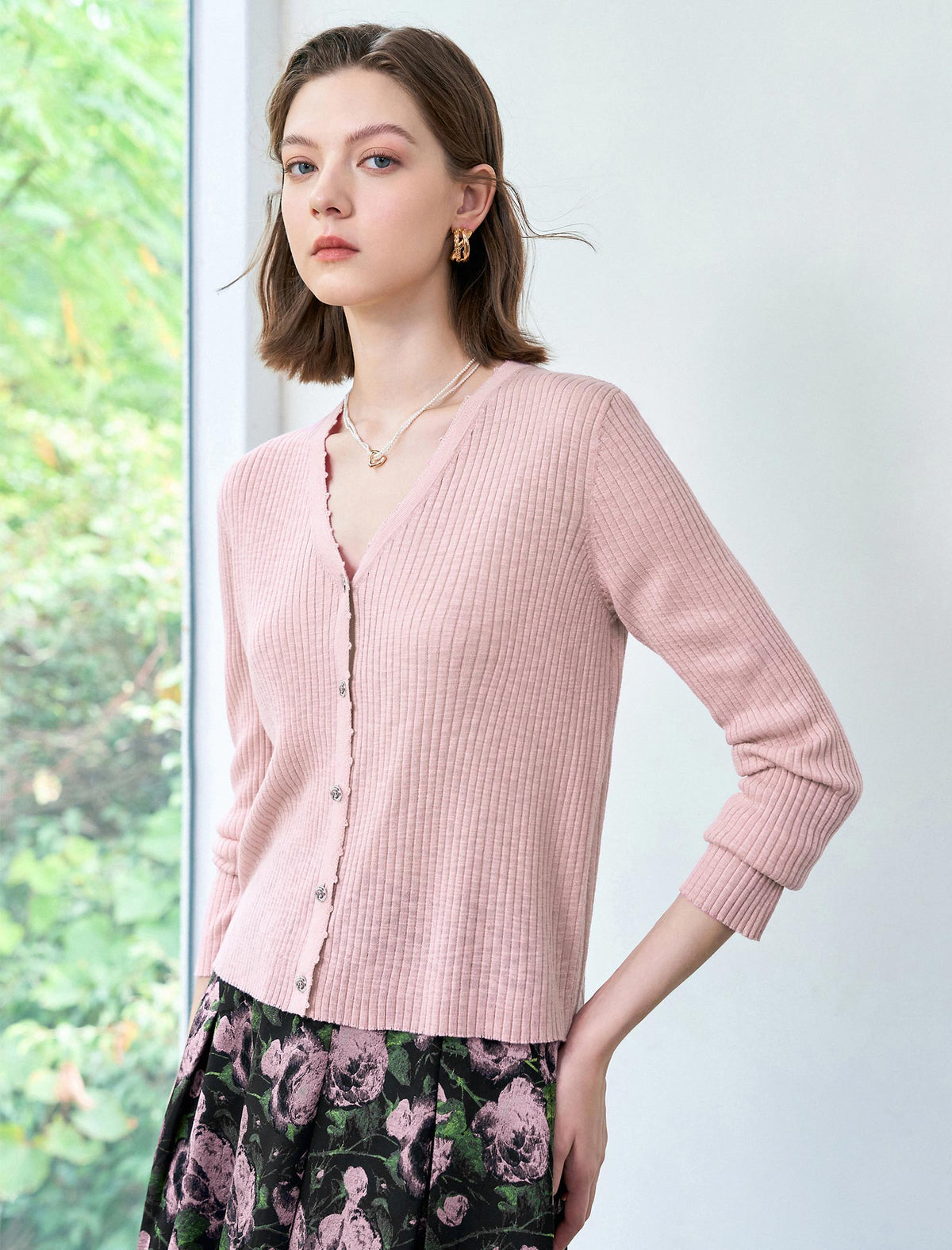 Ribbed Knit V-Neck Cardigan