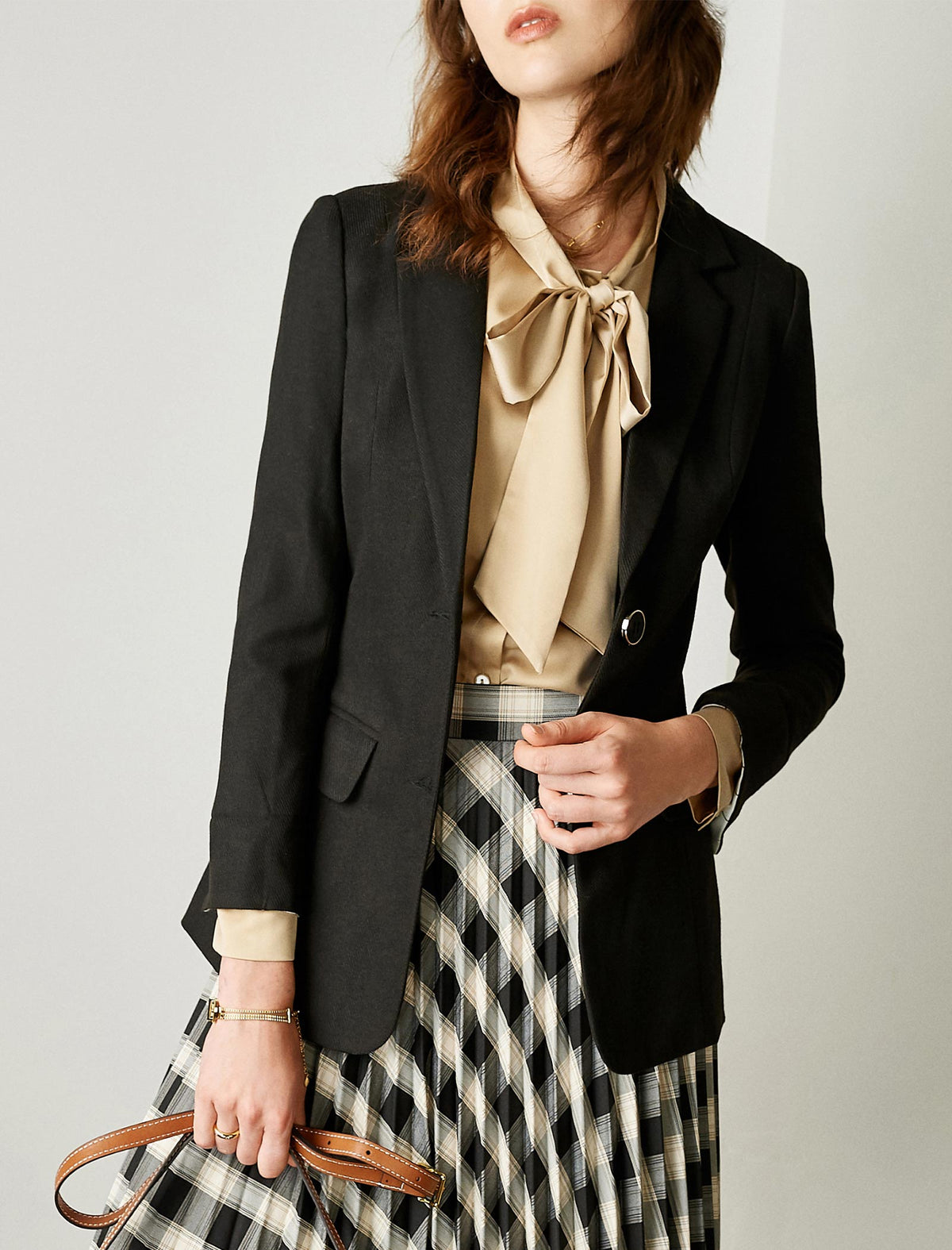 Long Sleeve Button-Front Fitted Blazer