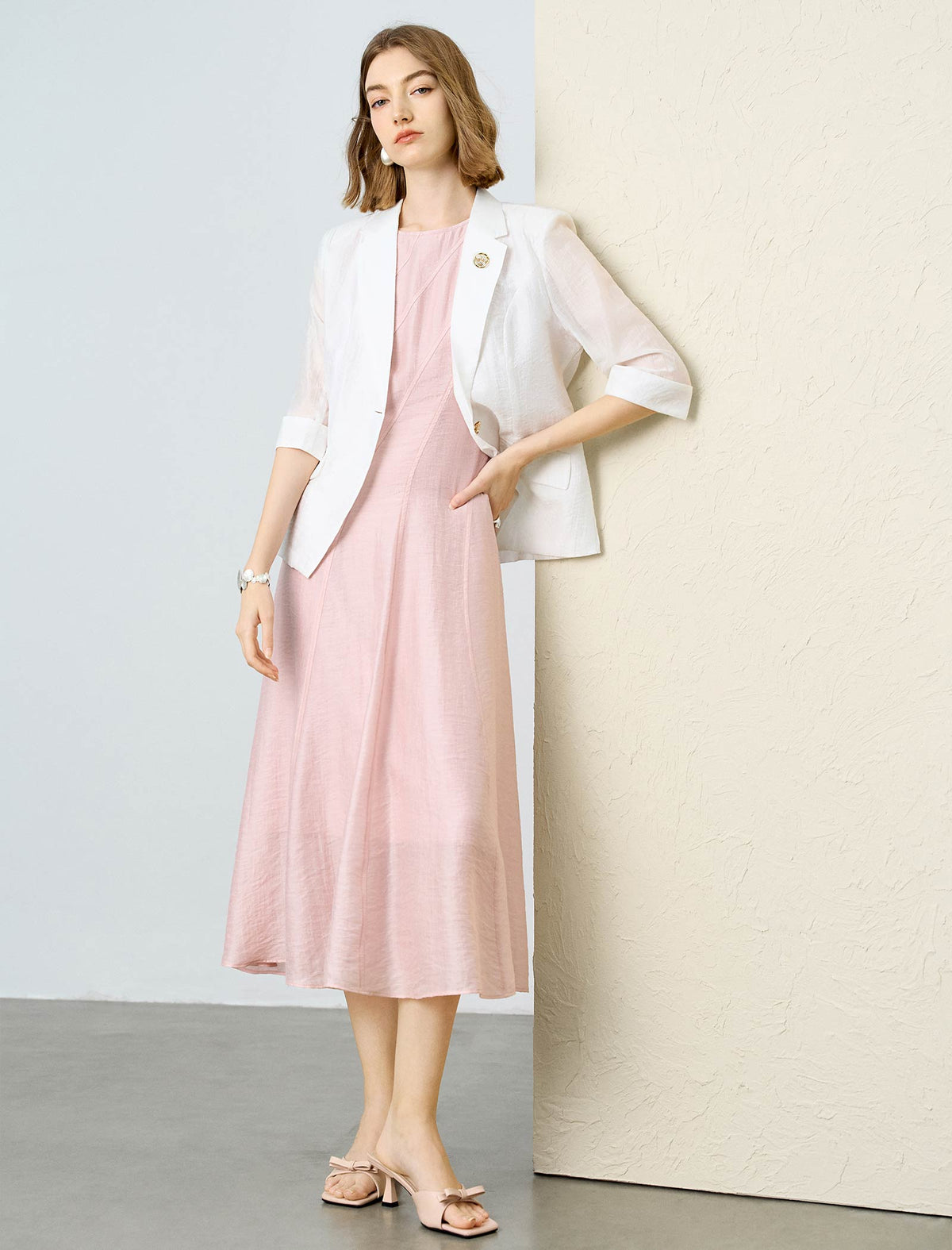 Light Tencel Three-Quarter Sleeve Blazer