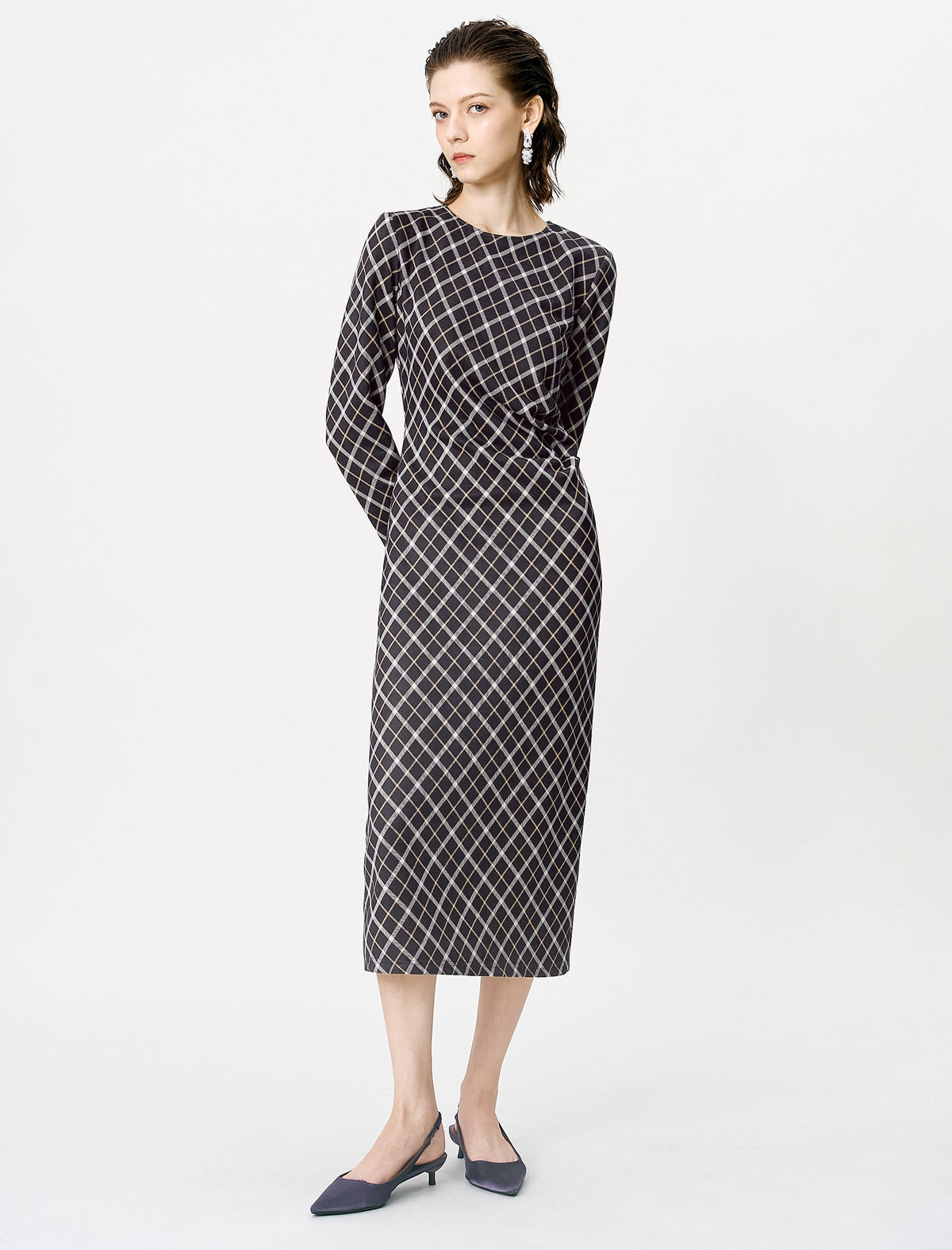 Diamond Plaid Long Sleeve Ruched-Waist Midi Dress