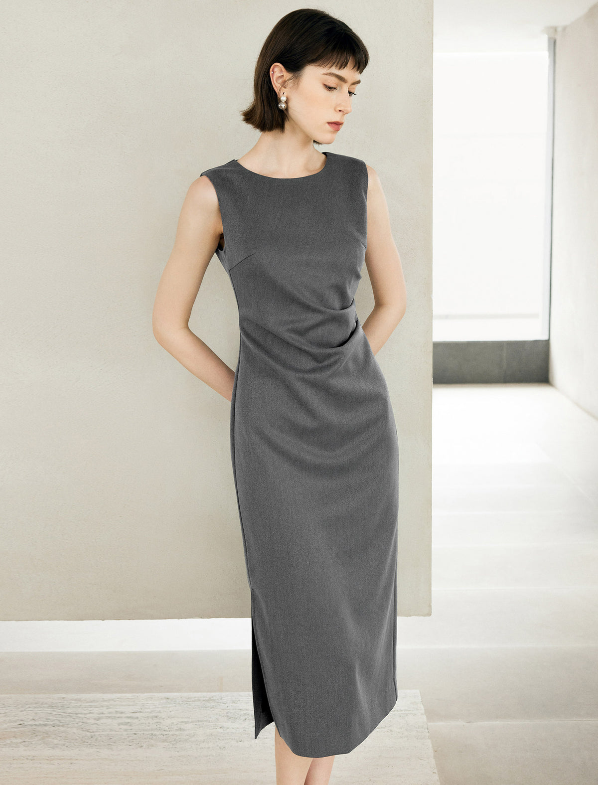 Side Ruched Sleeveless Midi Dress