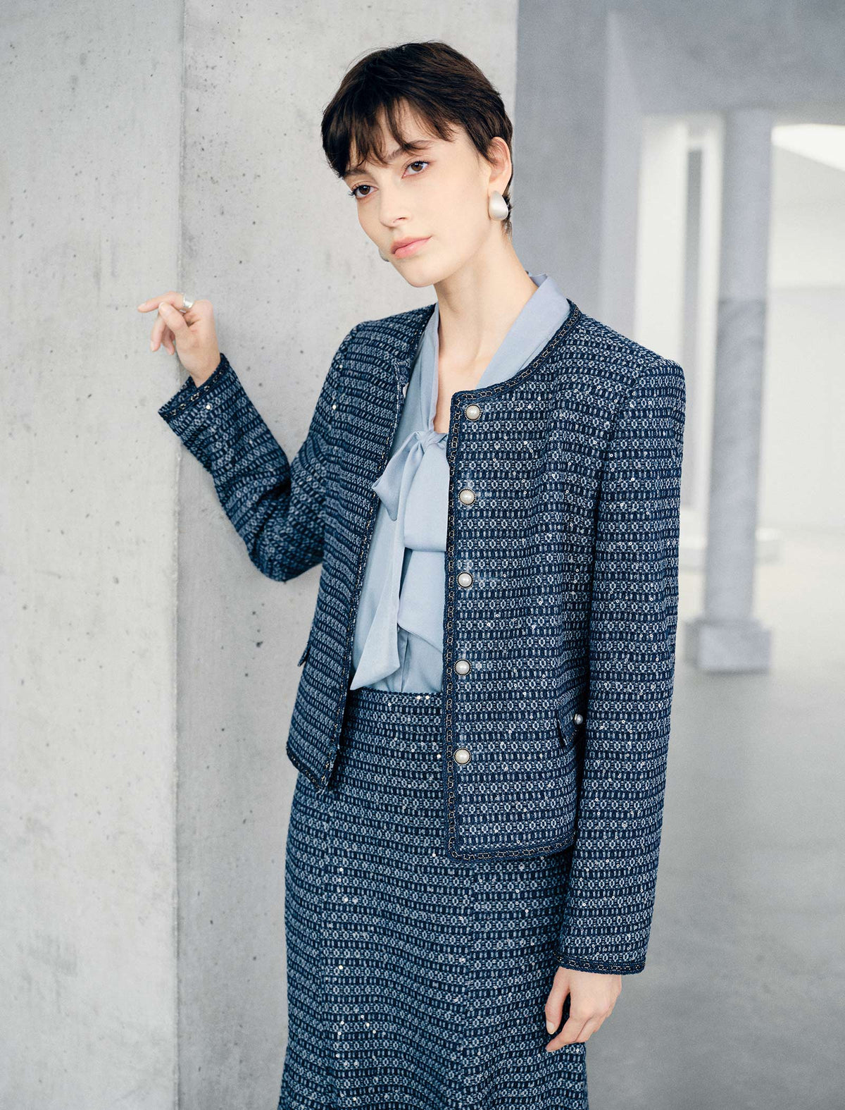 Round Neck Pearl Button Tweed Cropped Jacket