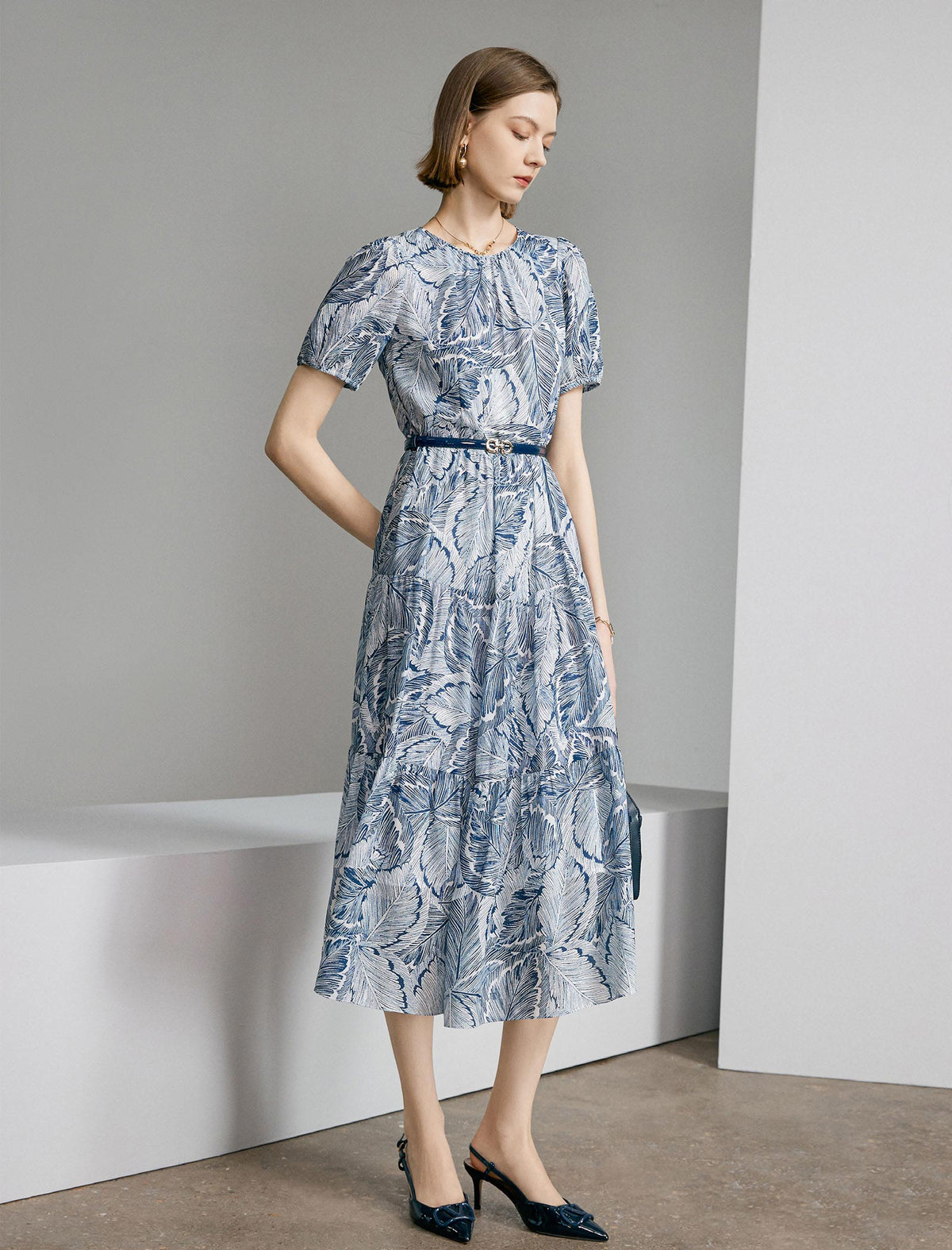 Leaf Print Puff Sleeve Midi Dress