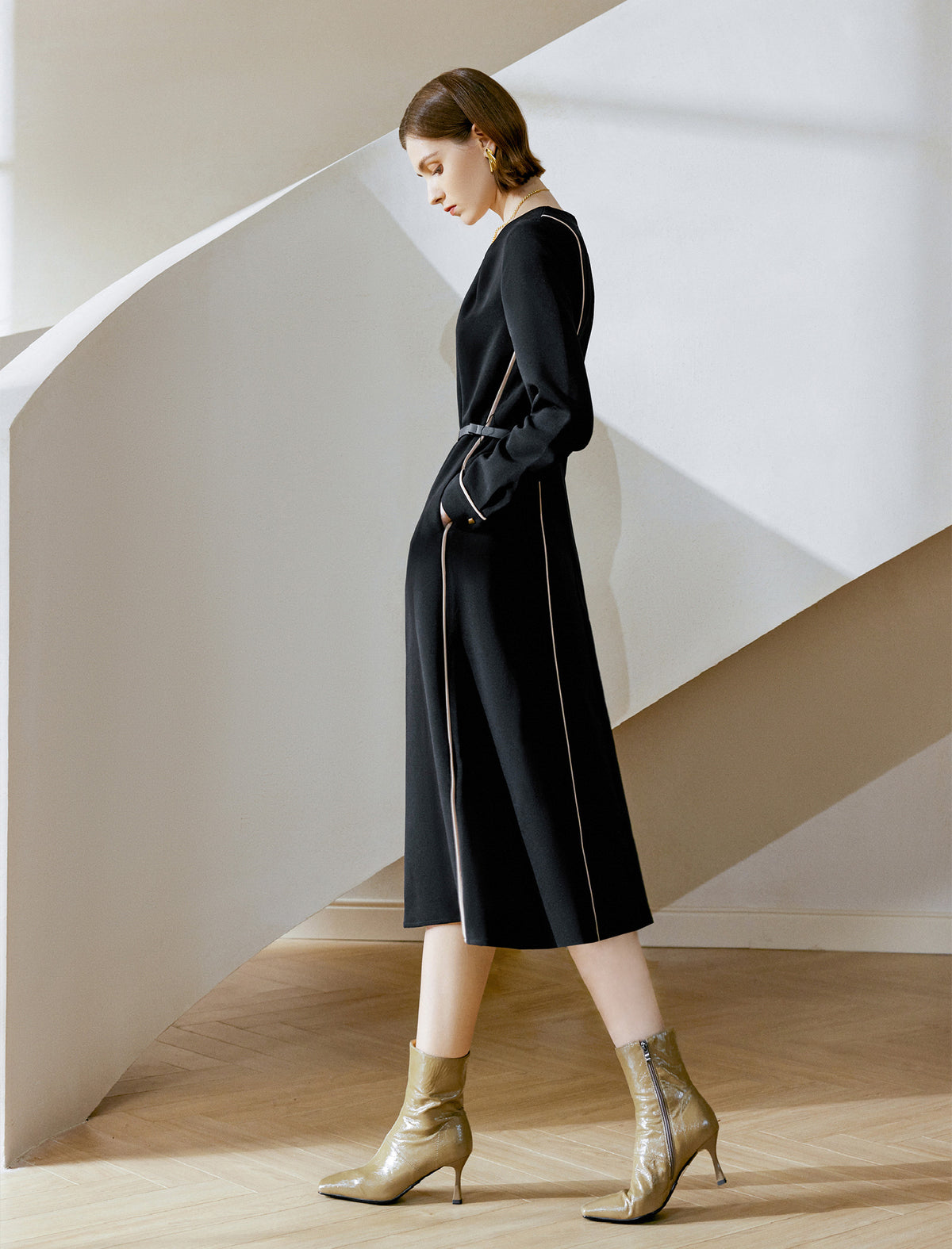 V-Neck Long Sleeve Belted Streamlined Midi Dress