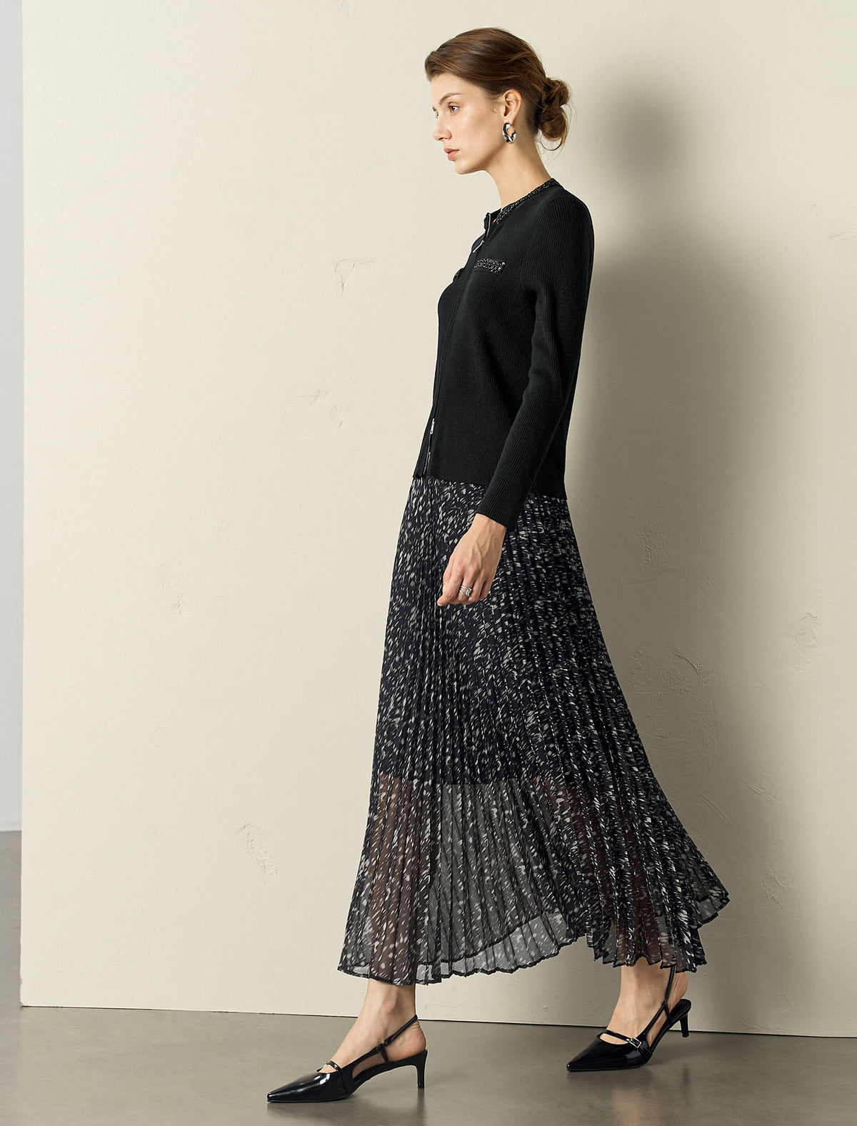 Beaded Zip‑Up Knit Cardigan